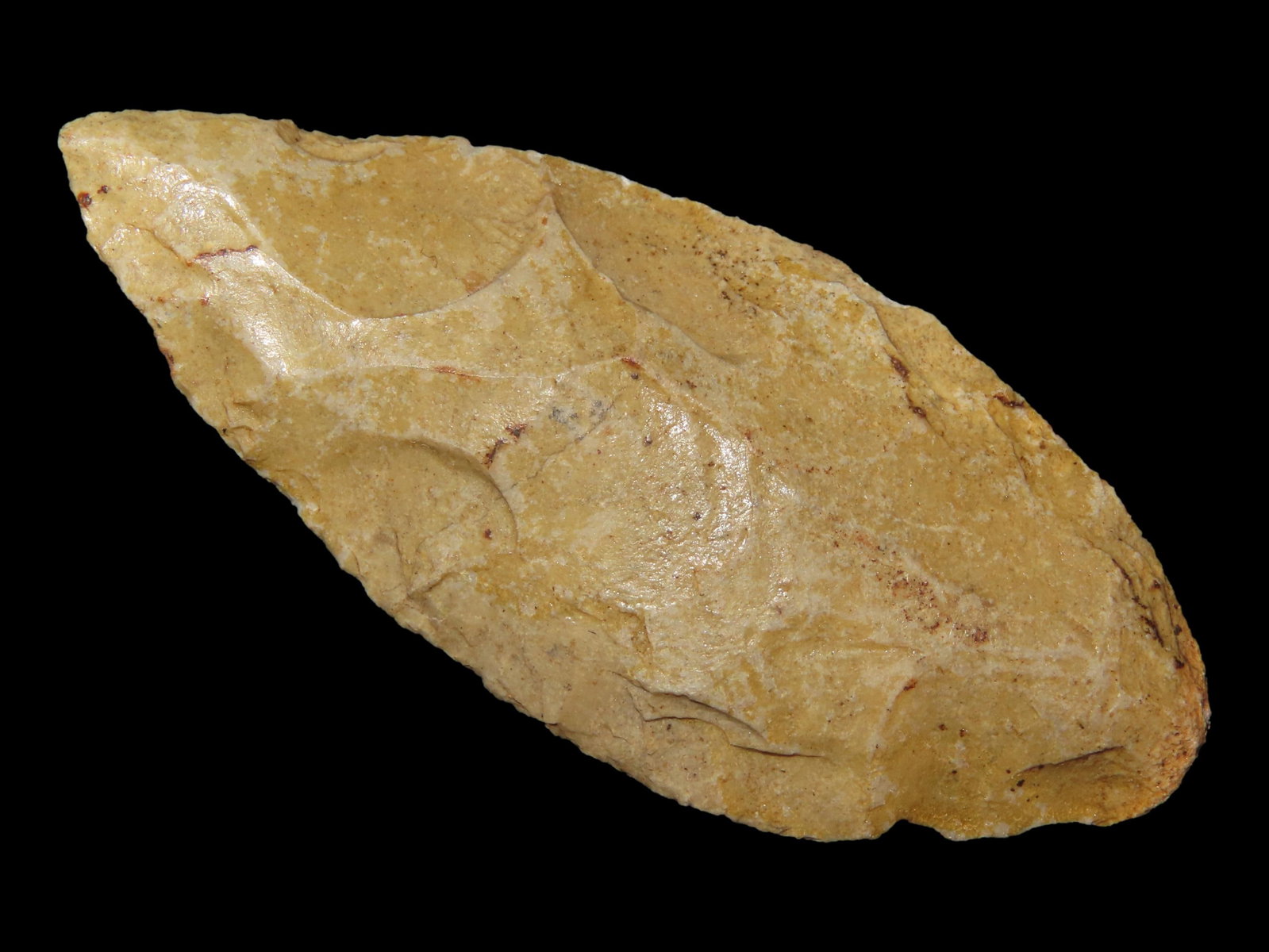 2 1/4?? Adena Blade, Middle Woodland, 500 BC - 100 AD, Tan-Brown Chert, Mississippi-Tennessee River: 2 1/4” Adena Blade, Middle Woodland, 500 BC - 100 AD, Tan-Brown Chert, Mississippi-Tennessee River Valley