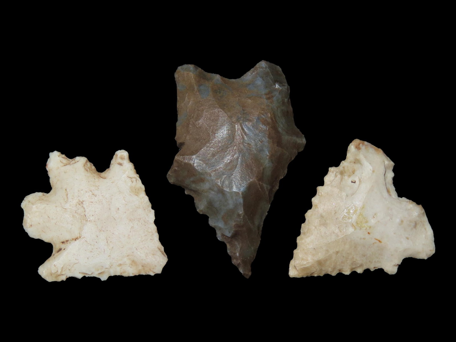 Group of 3 Arrowheads: Group of 3 Arrowheads