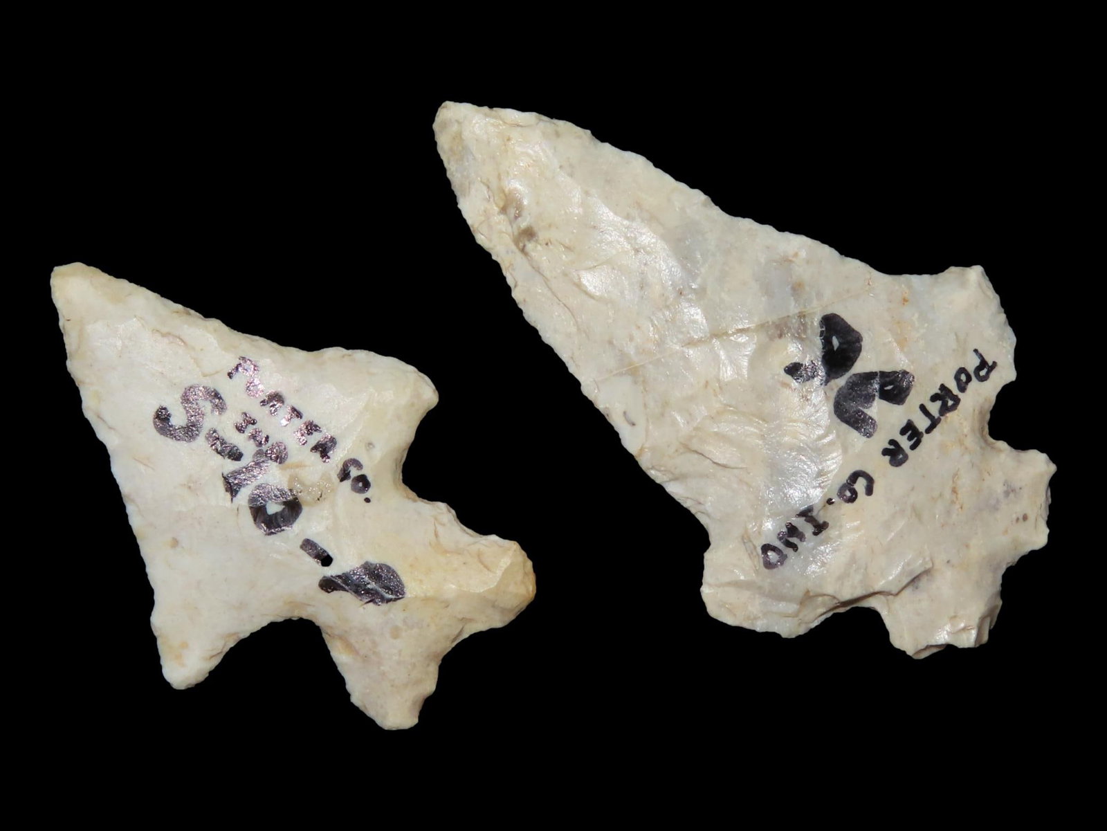 Group of 2 Arrowheads, Porter Co., Indiana: Group of 2 Arrowheads, Porter Co., Indiana