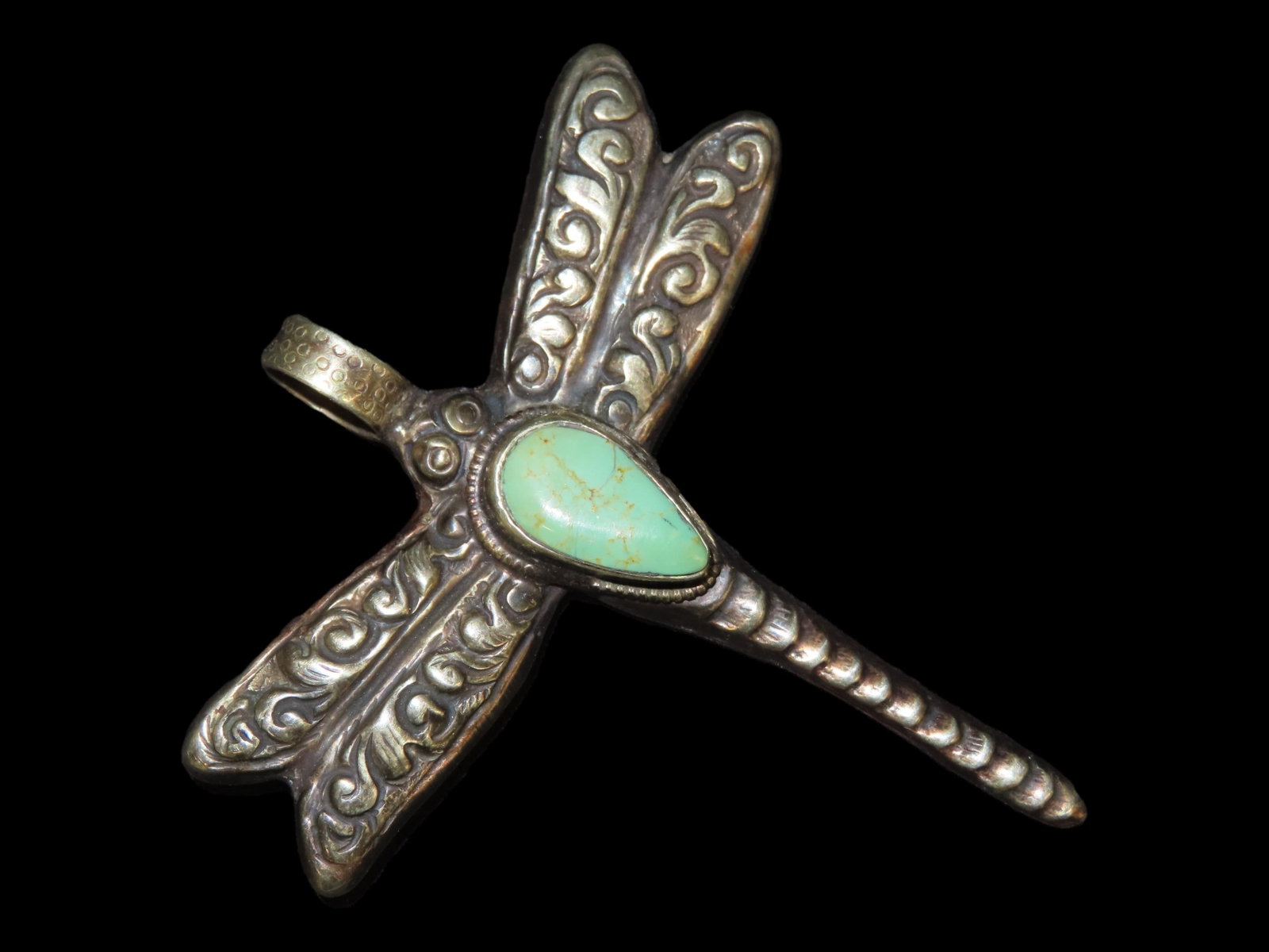 3 3/16?? x 3?? Vintage Native American Silver Dragonfly Pendant with Center Turquoise Stone: 3 3/16” x 3” Vintage Native American Silver Dragonfly Pendant with Center Turquoise Stone