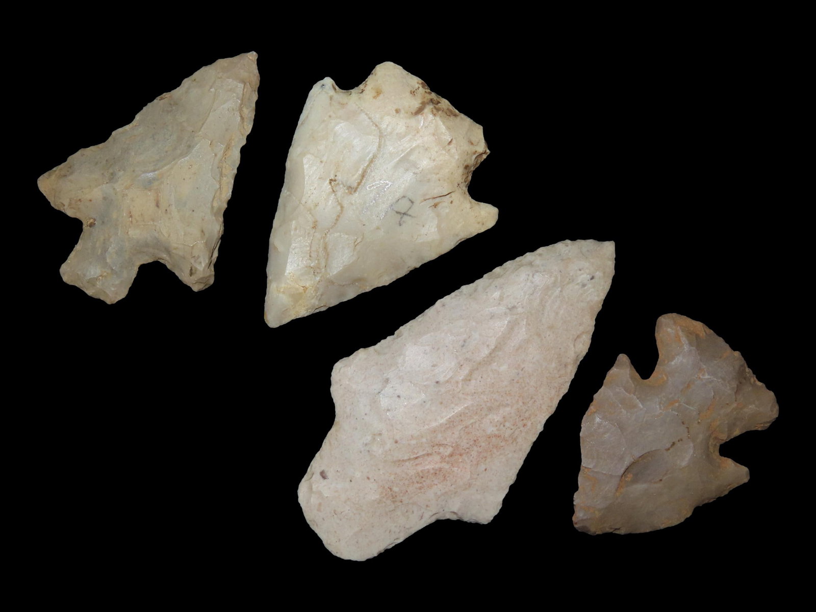 Grouping of 4 Arrowheads, Adena, Corner Notch, Etc. (1 of 2)