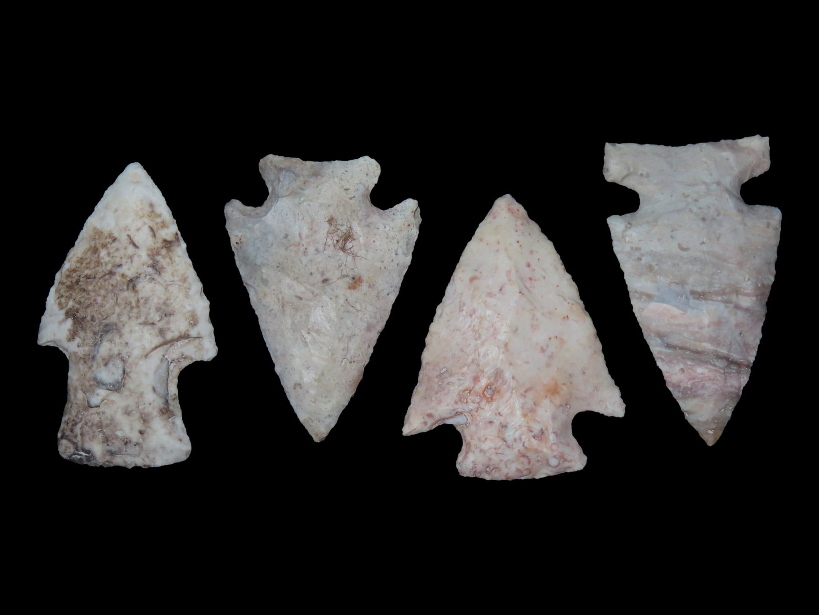 Grouping of 4 Arrowheads, Archaic and Woodland Points, Ohio (1 of 6)