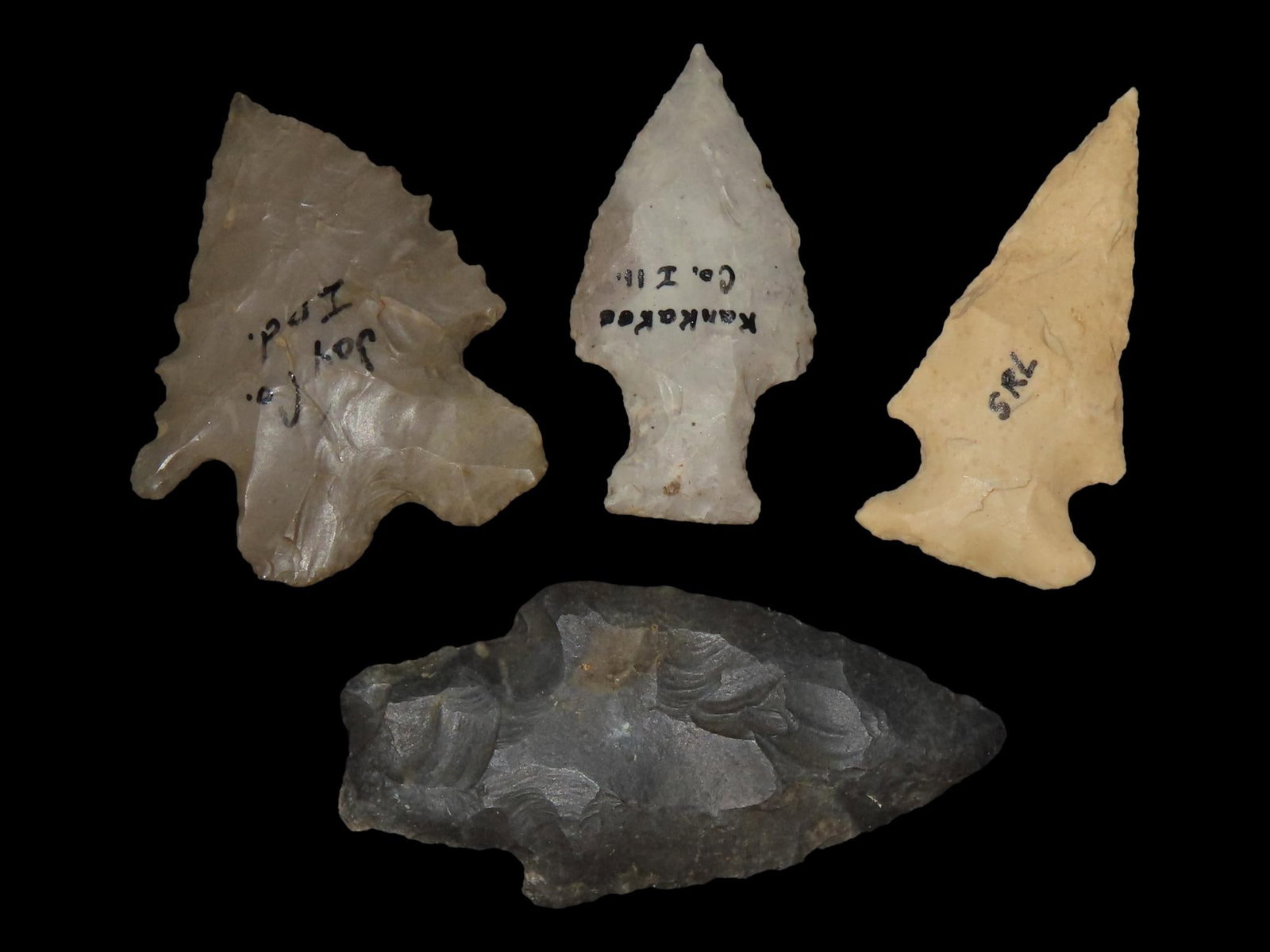 Grouping of 4 Arrowheads, Archaic Points, Midwest States (1 of 6)