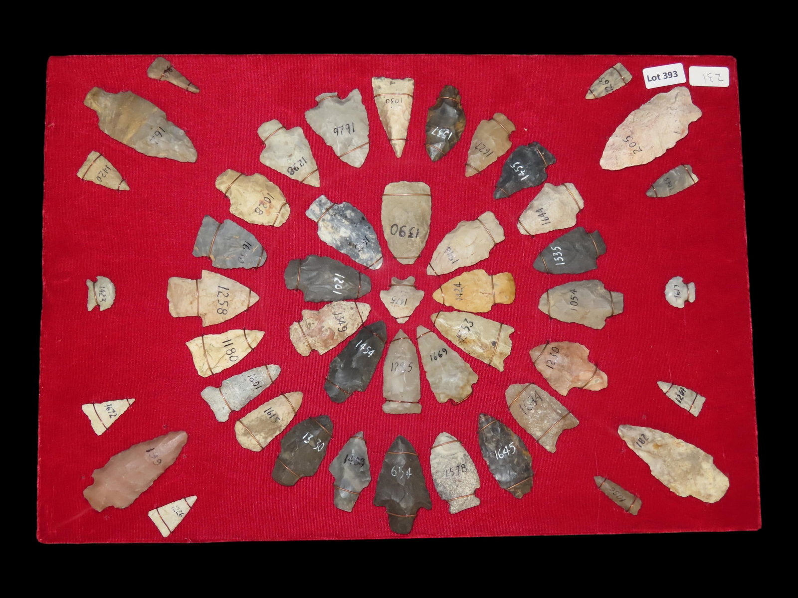 Board of Archaic/Woodland Points from Michigan: Board of Archaic/Woodland Points from Michigan