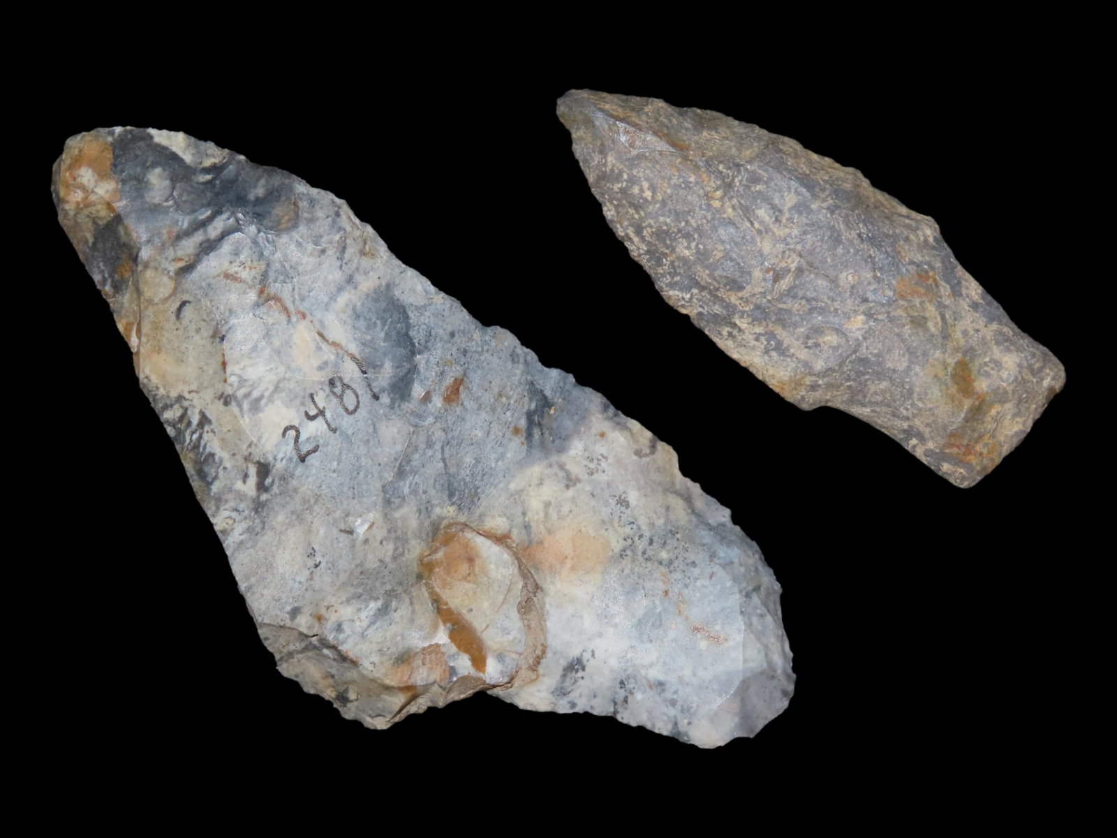 3 3/4?? x 1 3/4?? Grouping of 2 Colorful Archaic Points from Ohio (1 of 8)