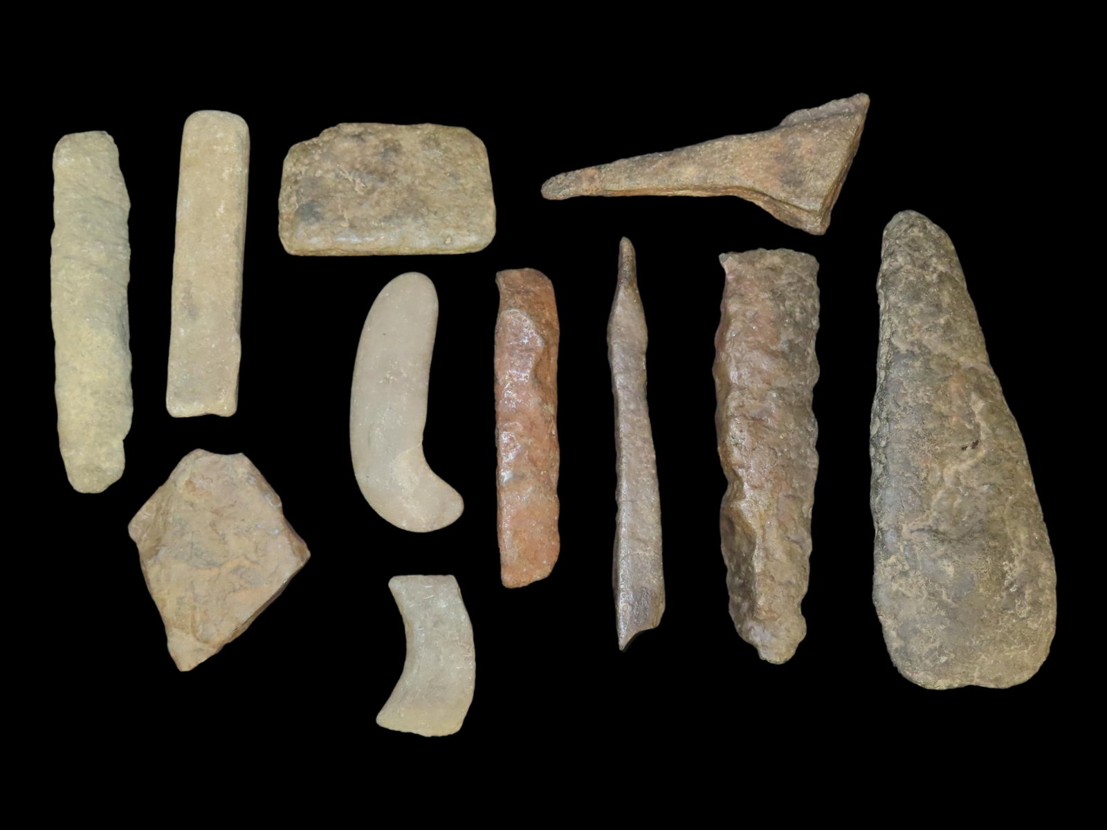 Lot of Miscellaneous Stone Tools (1 of 16)