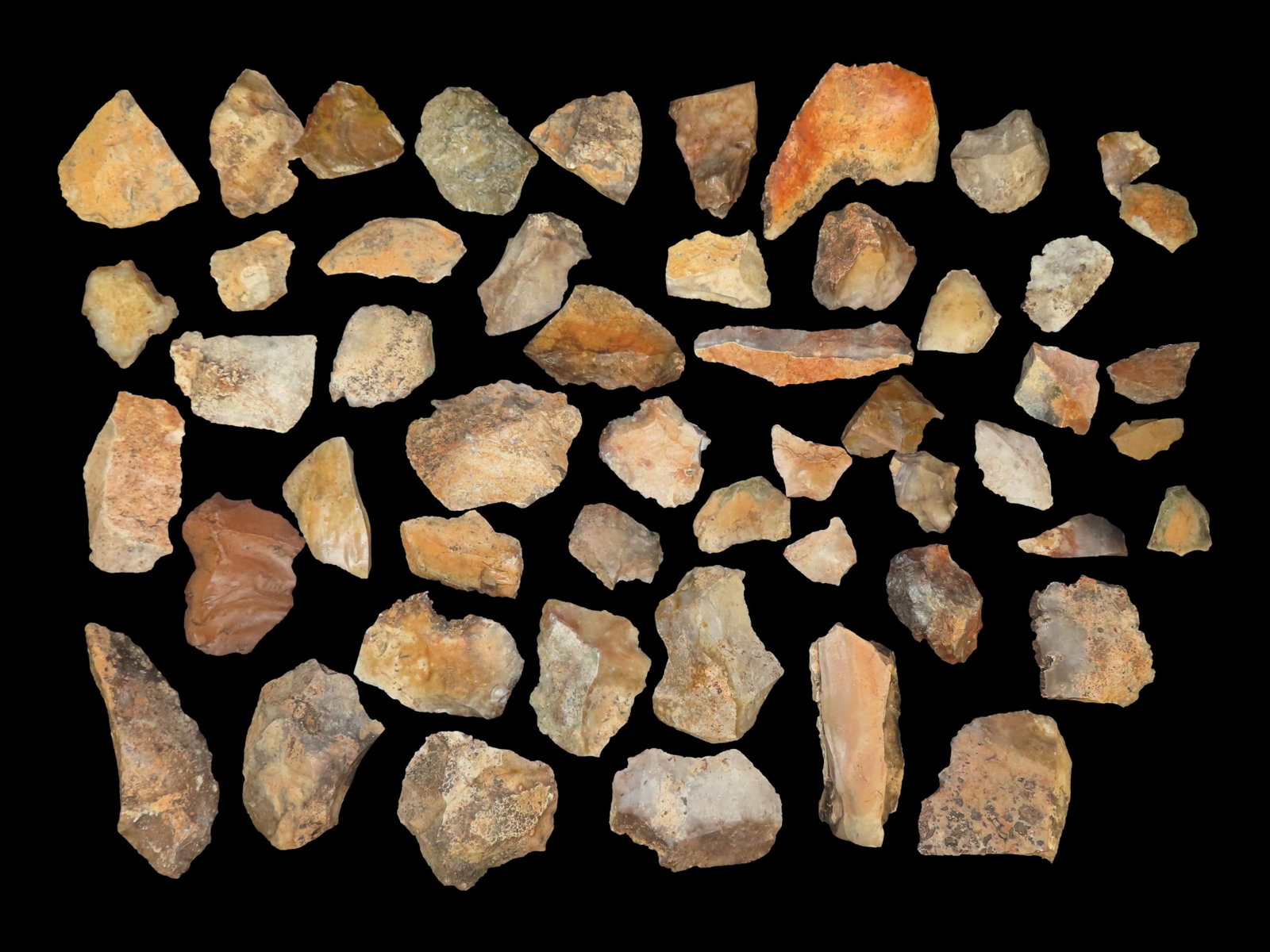 Lot Containing Debitage from a Neolithic Site in Mojave Desert, See Photos for Explanation: Lot Containing Debitage from a Neolithic Site in Mojave Desert, See Photos for Explanation