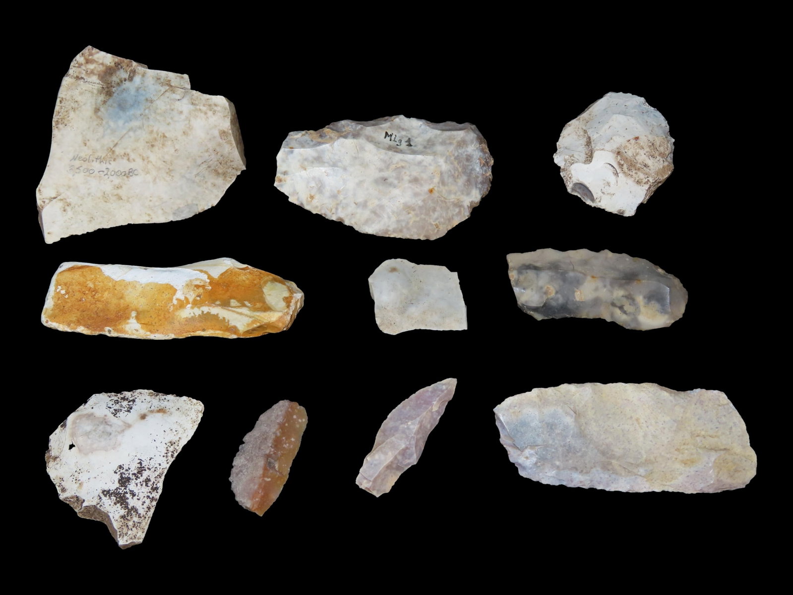 Upper Paleolithic Scrapers, Gravettian, Upper Perigordian, 30,000-20,000 BC, Southwest France,: Upper Paleolithic Scrapers, Gravettian, Upper Perigordian, 30,000-20,000 BC, Southwest France, Dordogne, Info Card Included