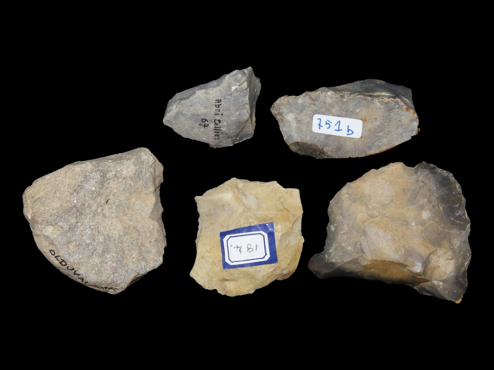 Rare Nosed Endscrapers, Aurignacian, Dordogne, France, Info with Items (1 of 3)