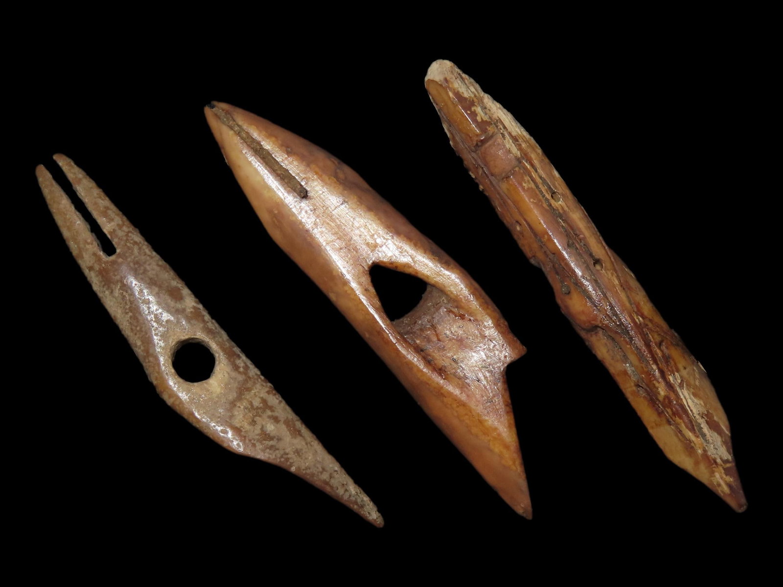 Lot of 3 Harpoon Heads, Bering Strait, Alaska (1 of 11)