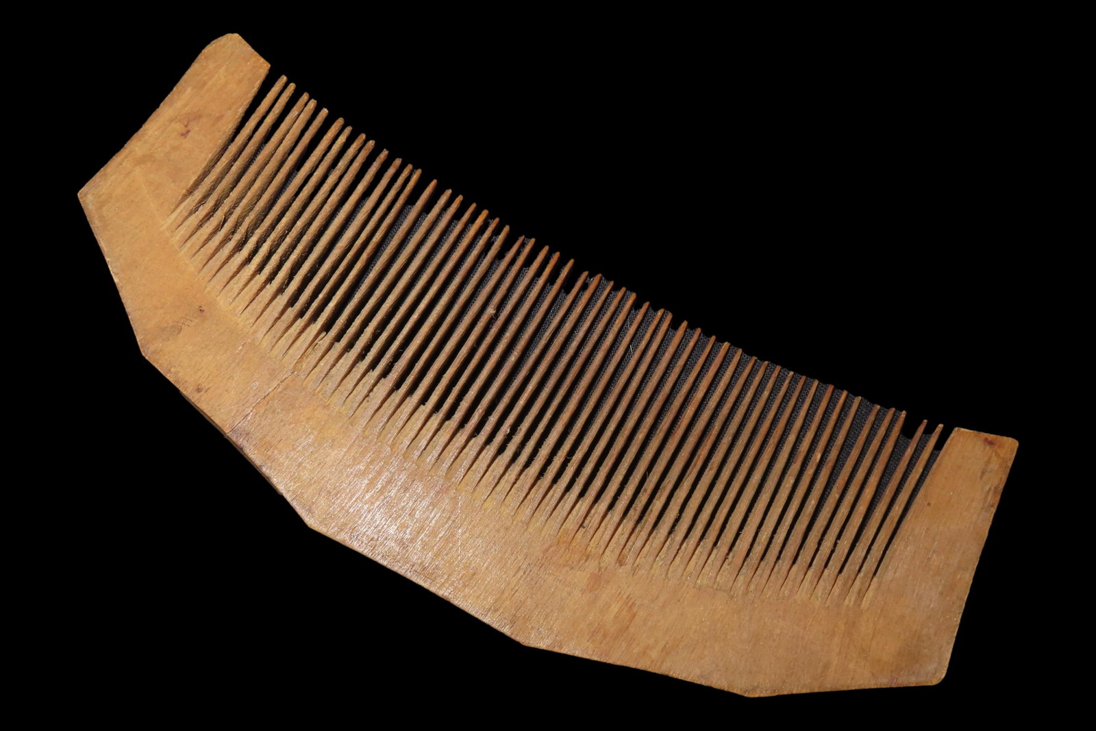 6 5/8" Historic Native American Wooden Comb (1 of 5)