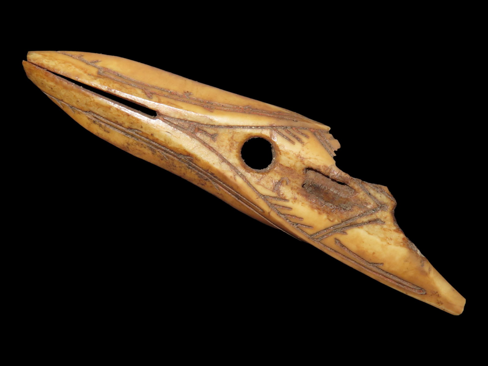 Impressive 3 5/8" Engraved Alaskan Harpoon found along the Bering Straight of Alaska. Meticulously (1 of 6)