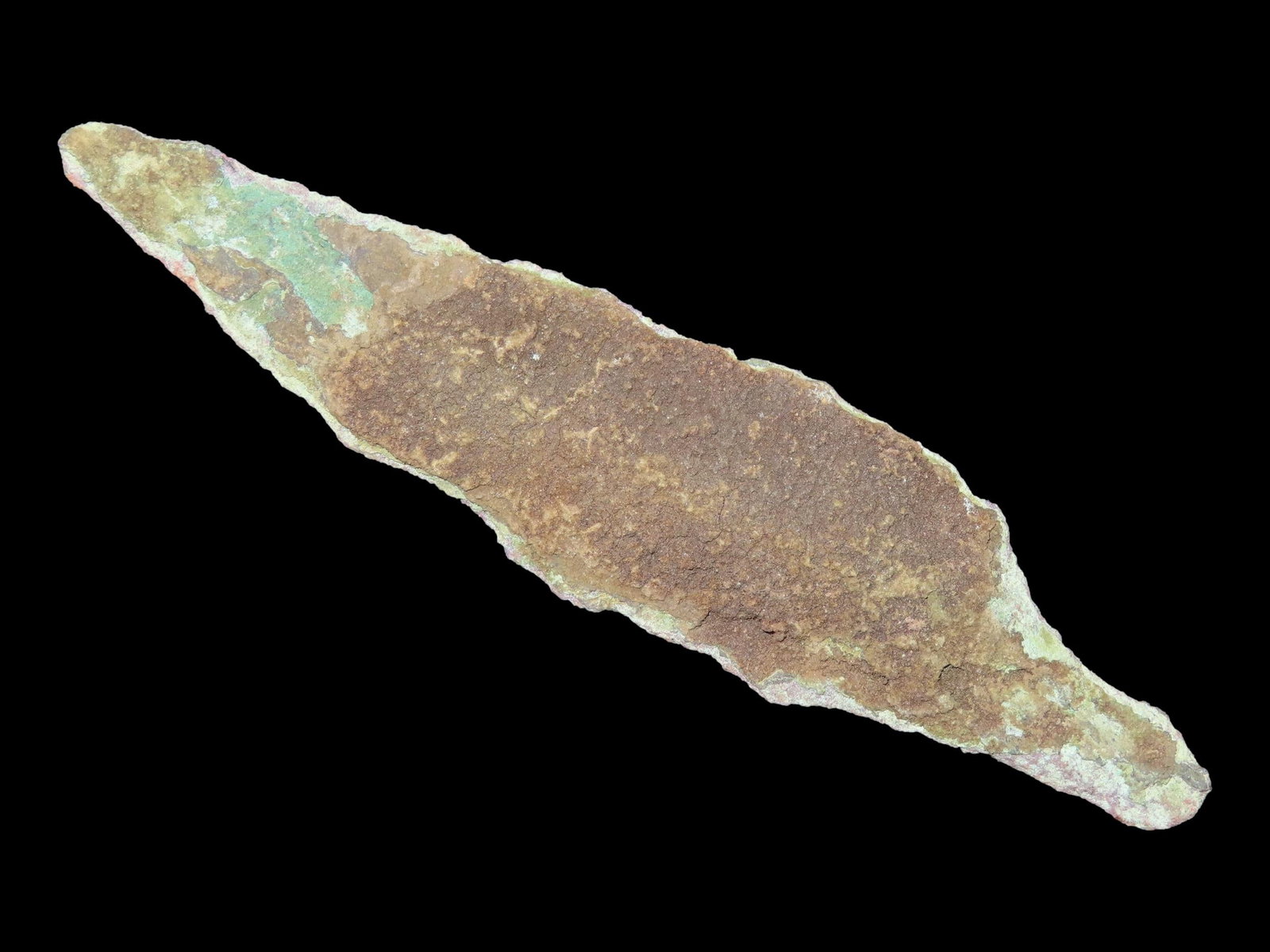 3 5/8" Copper Arrowhead / Spear Point found in Northern Wisconsin. (1 of 6)