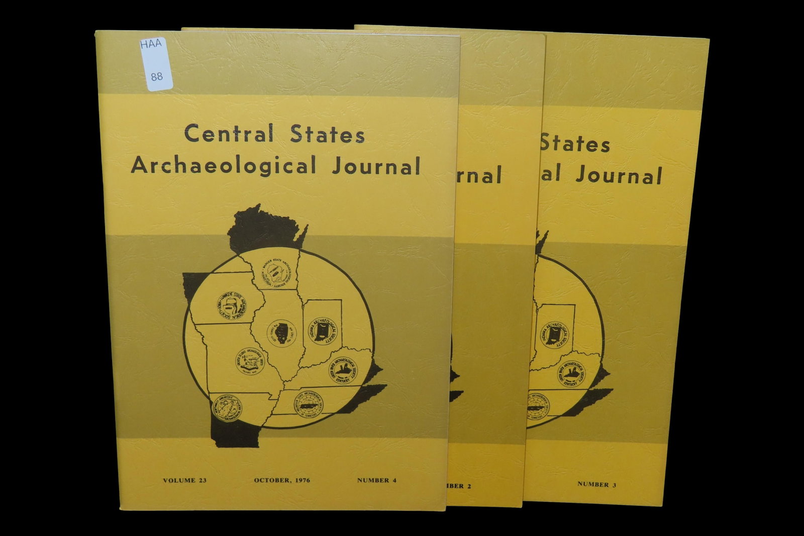SET OF 1976 CENTRAL STATES ARCHAEOLOGICAL JOURNALS. FULL OF TONS OF GREAT PICS & ARTICLES ON: SET OF 1976 CENTRAL STATES ARCHAEOLOGICAL JOURNALS. FULL OF TONS OF GREAT PICS & ARTICLES ON BIRDSTONES, HOPEWELL MICA & COPPER, FLINT SPADES, POTTERY, ATLATL HOOKS, PALEO CLOVIS, BANNERSTONES, SHELL 