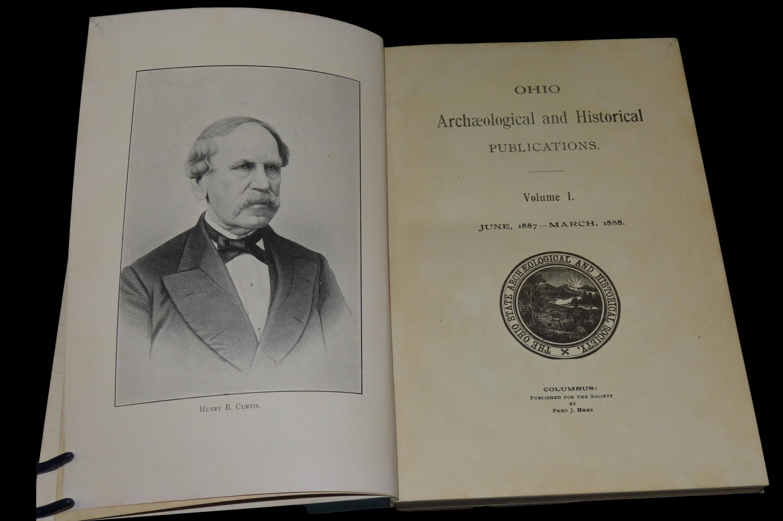 1888 FIRST EDITION HARDBACK; OHIO ARCHAEOLOGICAL AND HISTORICAL SOCIETY PUBLICATIONS VOLUME 1, 393: 1888 FIRST EDITION HARDBACK; OHIO ARCHAEOLOGICAL AND HISTORICAL SOCIETY PUBLICATIONS VOLUME 1, 393 PAGES. HARD TO FIND VERY FIRST YEAR OF PUBLICATION.