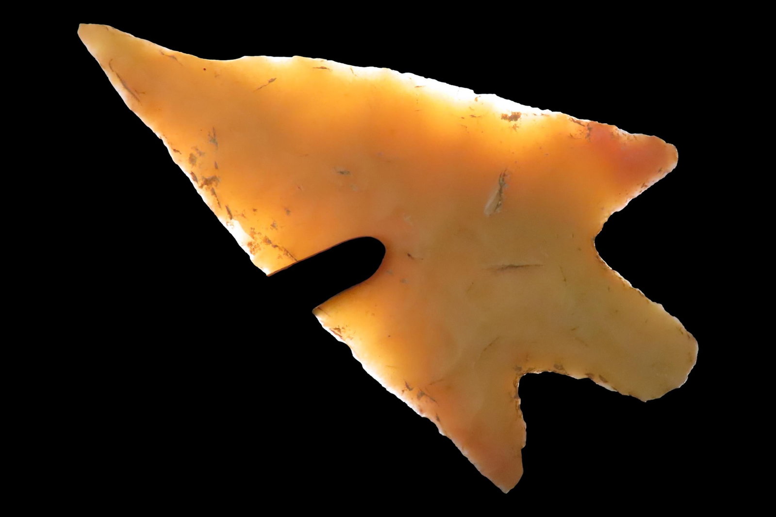 Wafer Thin 2 9/16" Texas Langtry Arrowhead found in Uvalde County tX. Highly Translucent, Super: Wafer Thin 2 9/16" Texas Langtry Arrowhead found in Uvalde County tX. Highly Translucent, Super thin, and Great color!