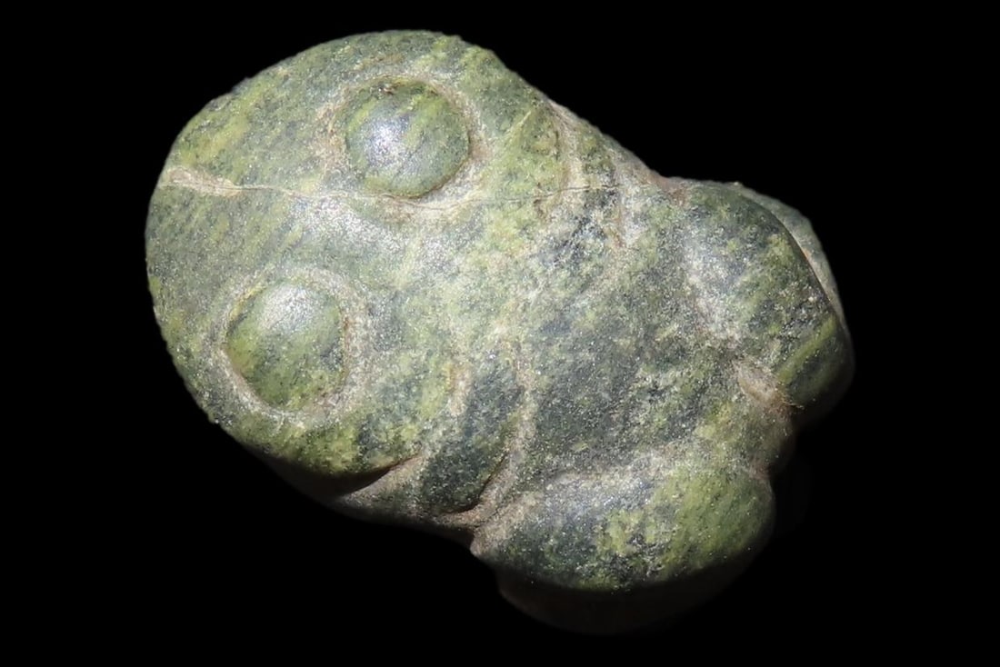 Rare Mimbres / Hohokam Frog Effigy Pendant found in New Mexico. Ex Jonathan Parks Collection. (1 of 6)