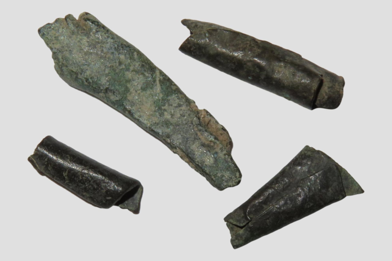 Set of 4 Copper Beads found in Southern Illinois. 3 Tube beads and one Conical Tinkler Bead.: Set of 4 Copper Beads found in Southern Illinois. 3 Tube beads and one Conical Tinkler Bead.