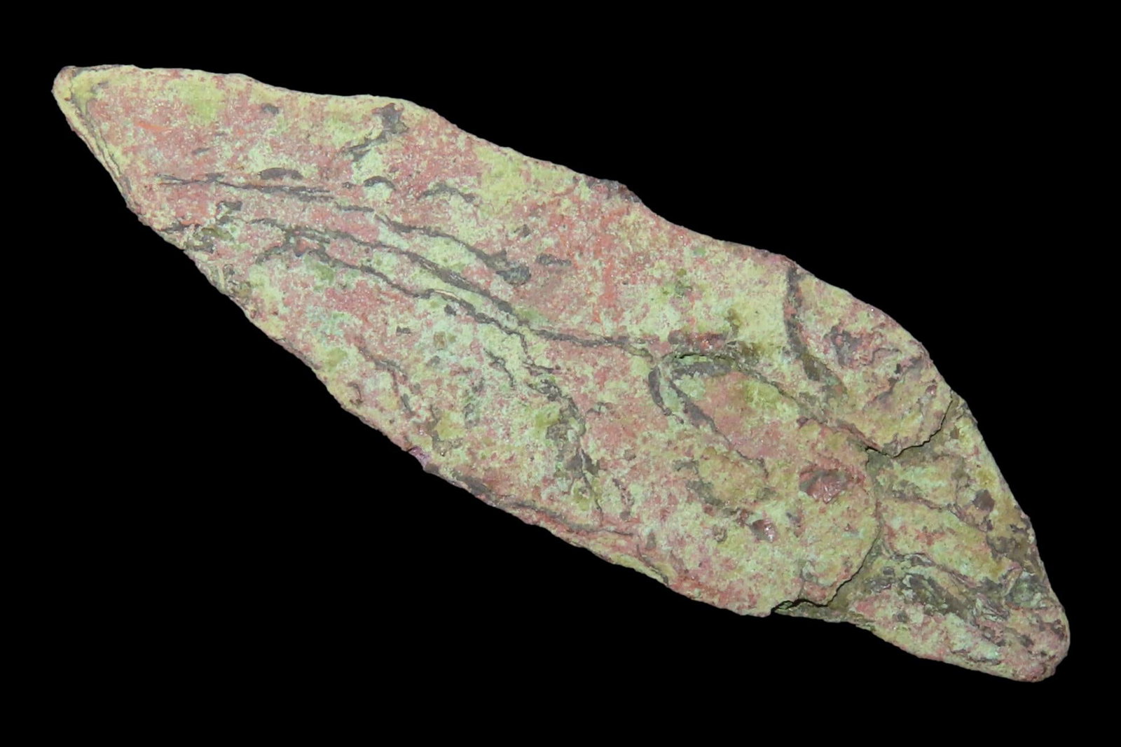 Nice Copper Arrowhead found in Wisconsin. Great patina! (1 of 5)