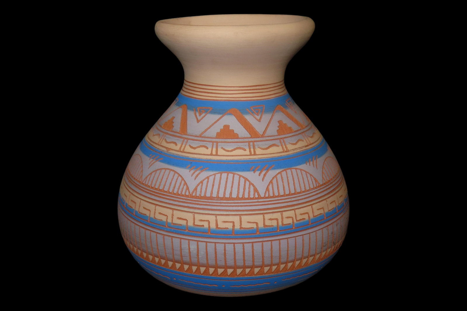 Beautiful Southwest Navajo Indians Pottery Vase / Jar / Bowl. Original Hand Painted / hand Etched (1 of 6)