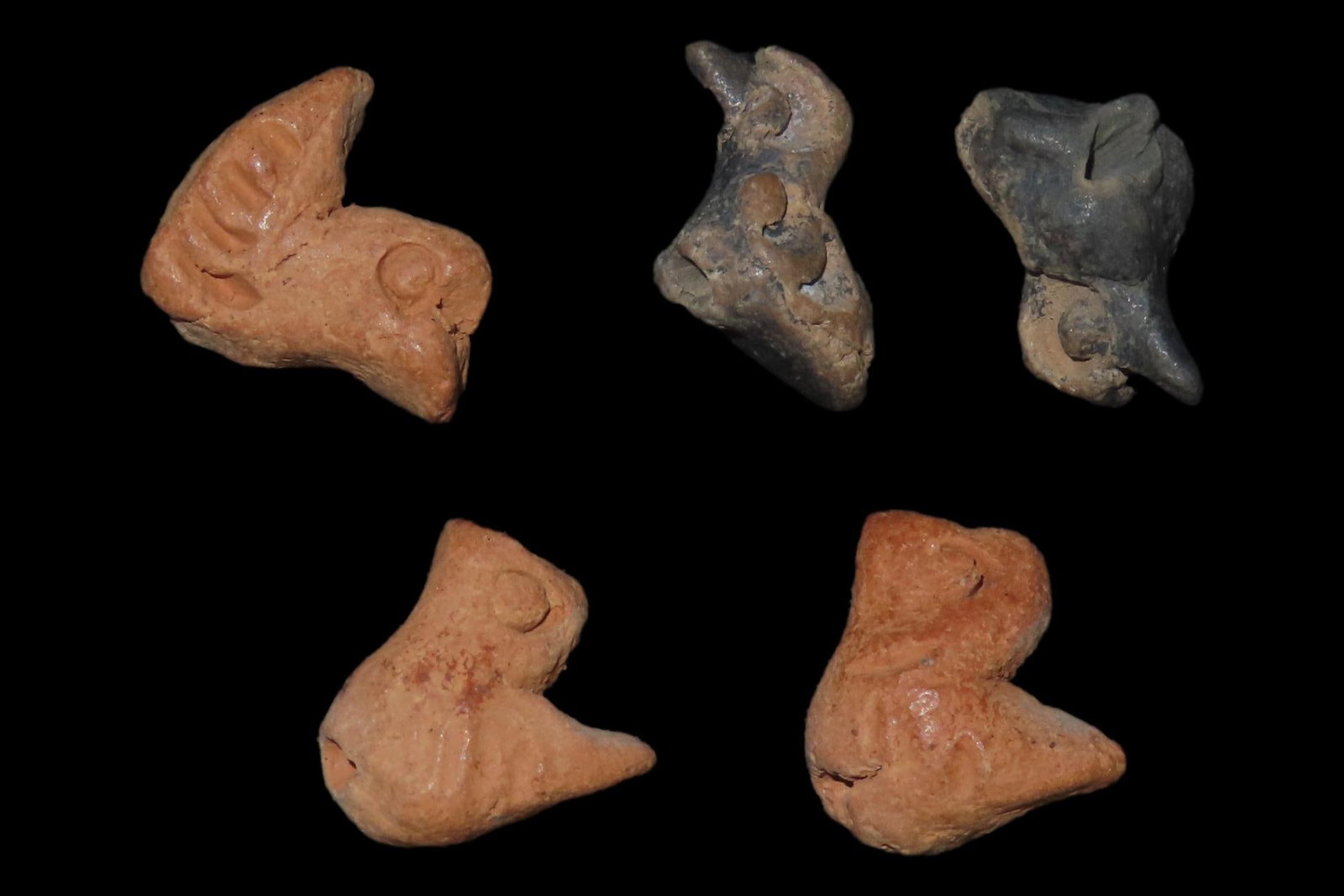 Lot of 5 Bird Effigy Beads / Pendants found in Mexico. Nicely Detailed Birds.: Lot of 5 Bird Effigy Beads / Pendants found in Mexico. Nicely Detailed Birds.