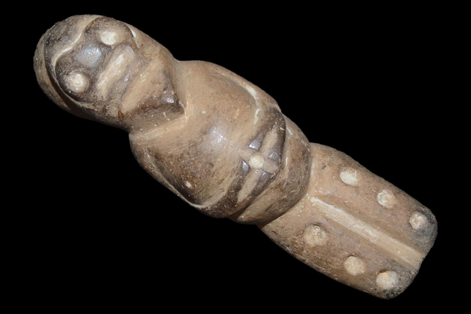 Amazing 5 1/4" Pre-Columbian Taino Human Effigy found in Puerto Rico. Motley COA. Nicely detailed (1 of 9)