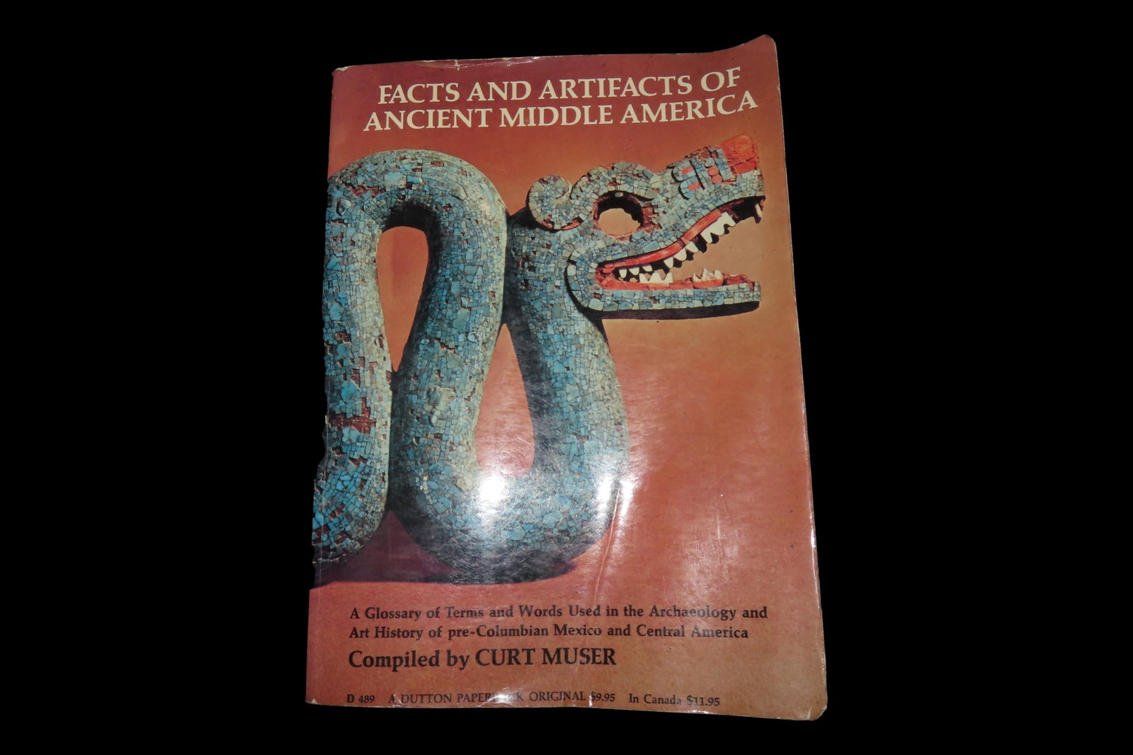 FACTS & ARTIFACTS OF ANCIENT MIDDLE AMERICA, 212 PAGES, LOS OF INFO AND PICS OF ANCEINT PRECOLUMBIAN: FACTS & ARTIFACTS OF ANCIENT MIDDLE AMERICA, 212 PAGES, LOS OF INFO AND PICS OF ANCEINT PRECOLUMBIAN HISTORY, LIKE NEW