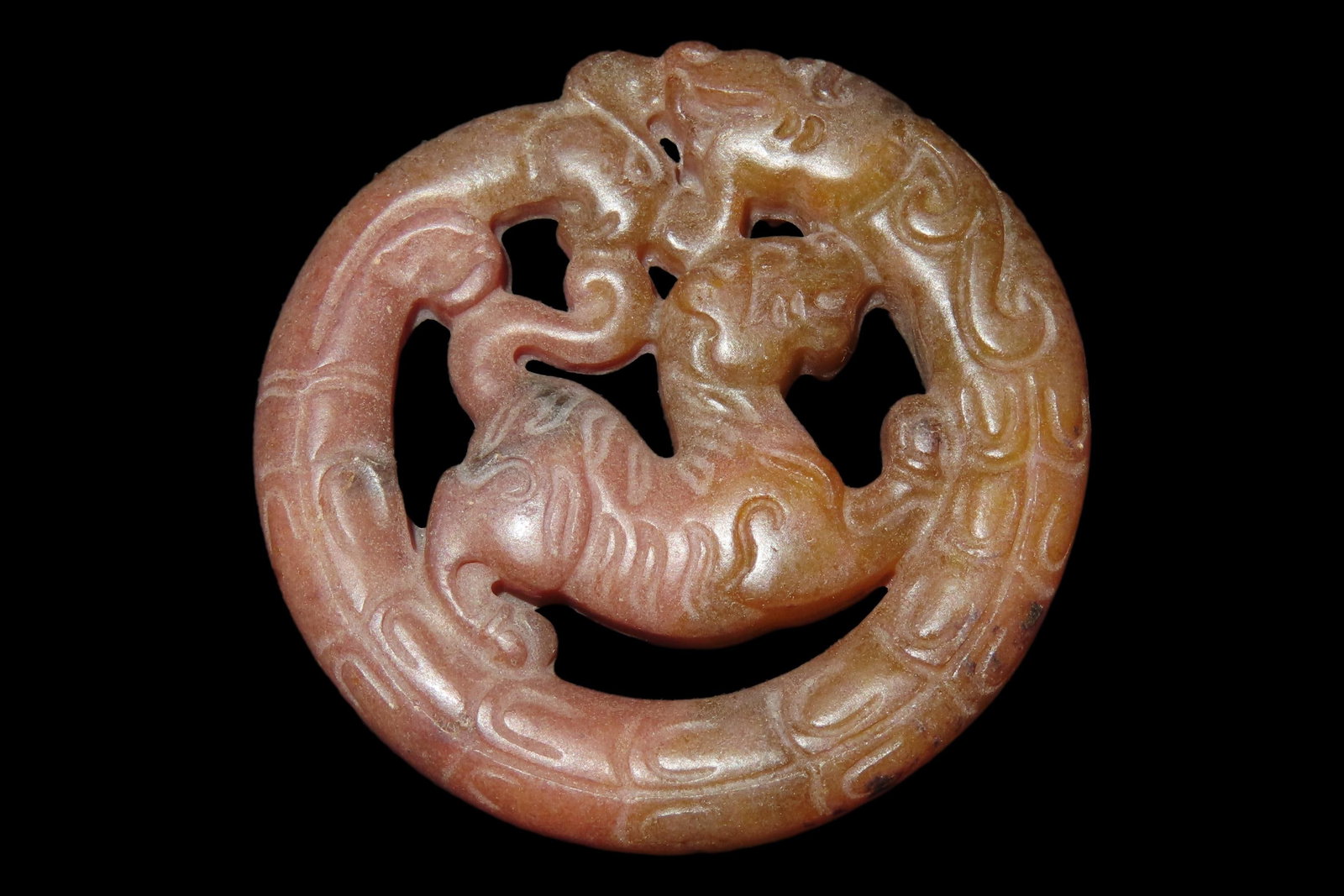 Nice Antique Chinese Hongshan Culture Jade Effigy Pendant, Hand Made Example.: Nice Antique Chinese Hongshan Culture Jade Effigy Pendant, Hand Made Example.