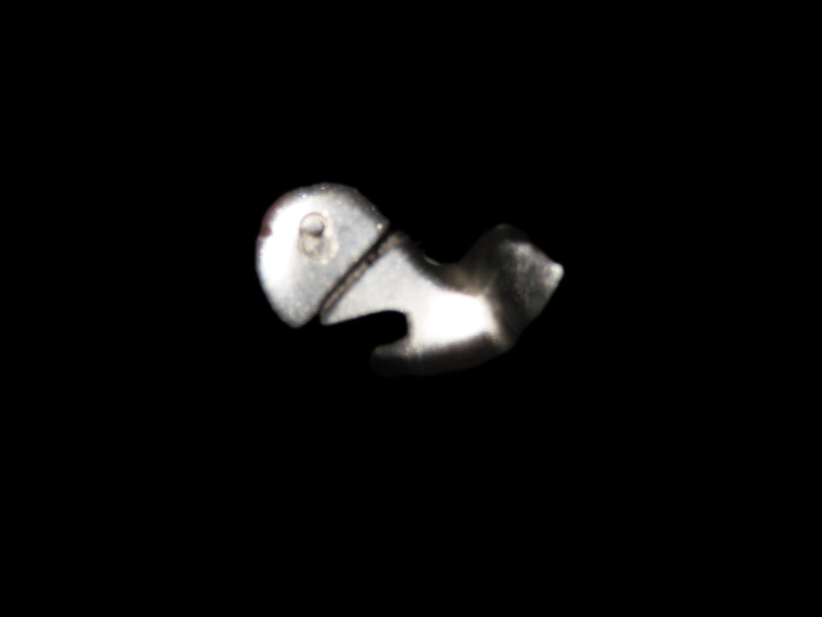 Nice Crystal Clear Quartz Zuni Fetish Whale Effigy Bead, Animal Effigy, Great Example (1 of 3)