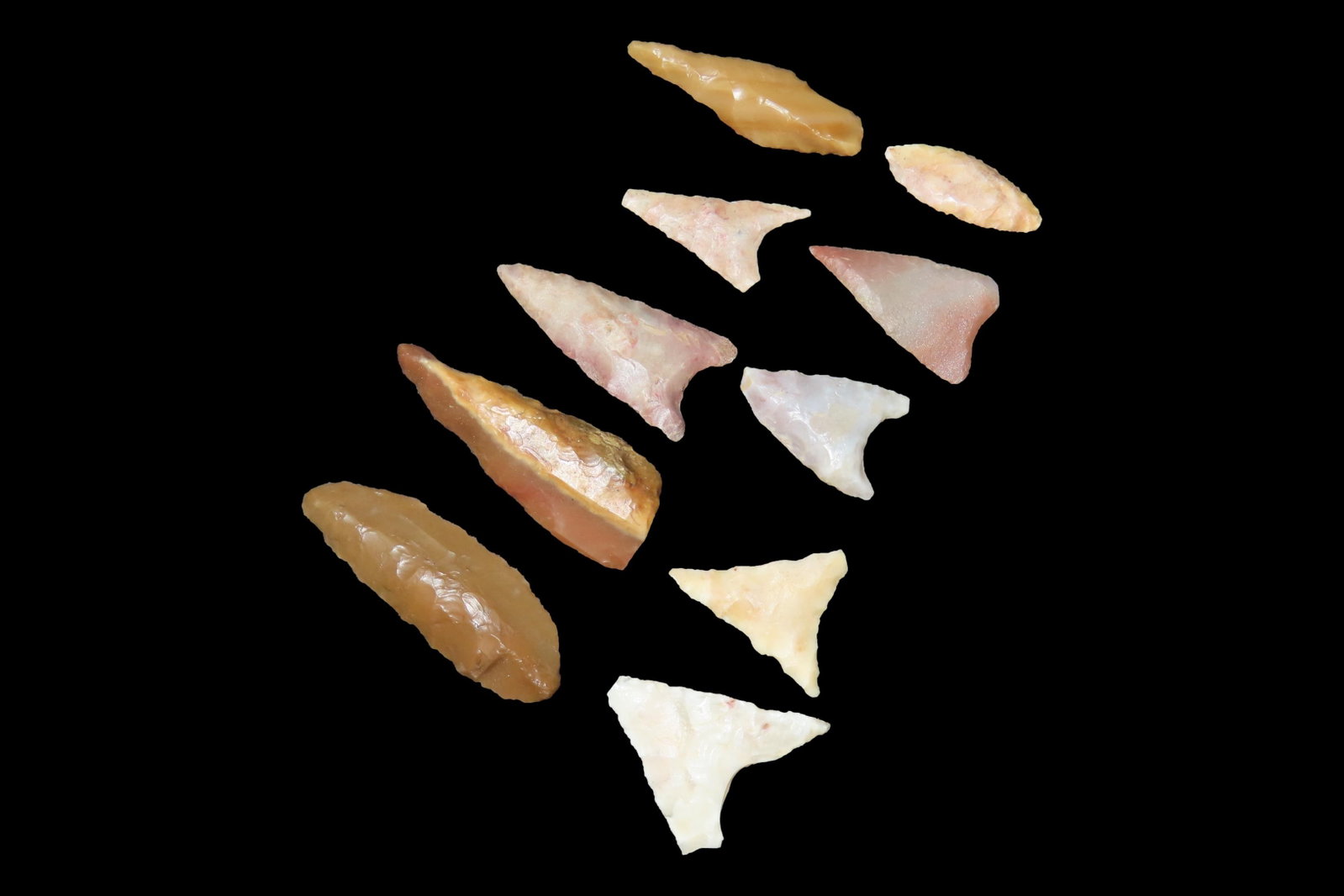 Nice lot of African Neolithic Arrowheads, Africa. (1 of 12)