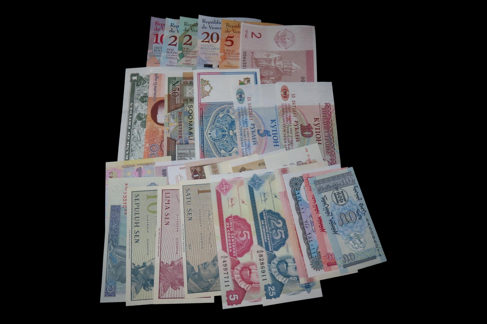 Amazing Lot fo 30 All Different World Foreign Currency, Bills, notes, from various Countries all (1 of 3)