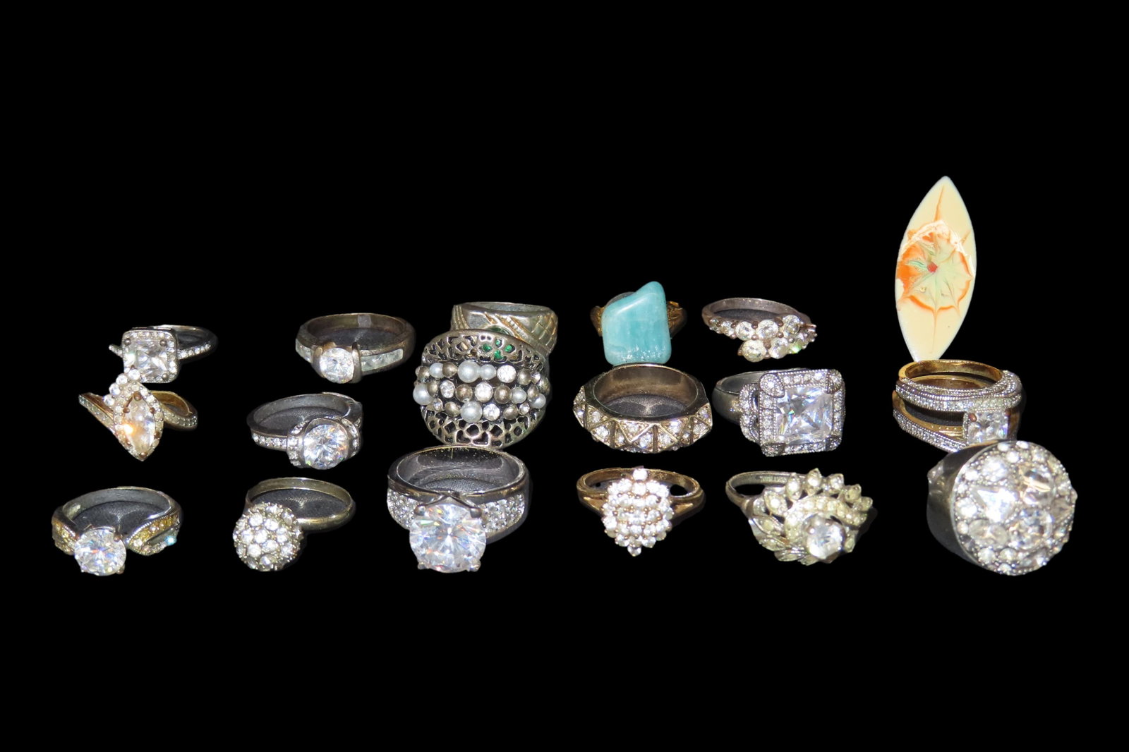 Lot of Costume Jewelry (1 of 8)