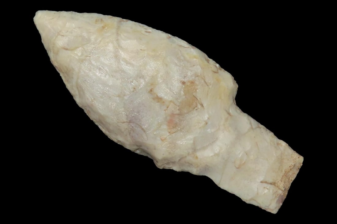 2 3/4" Square Stem Point, Found in Iowa (1 of 8)