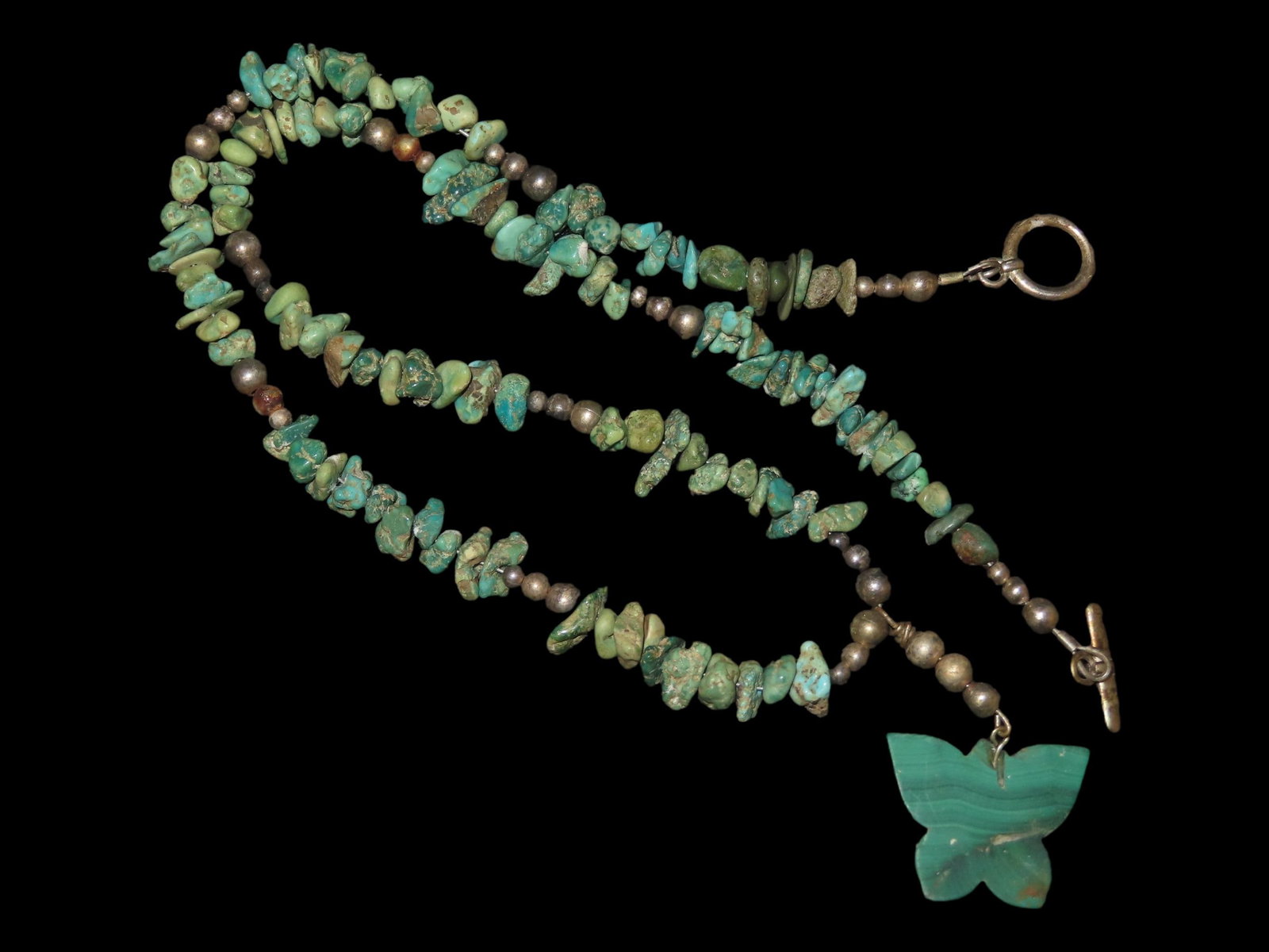 Strand of Turquoise and Mixed Beads (1 of 5)