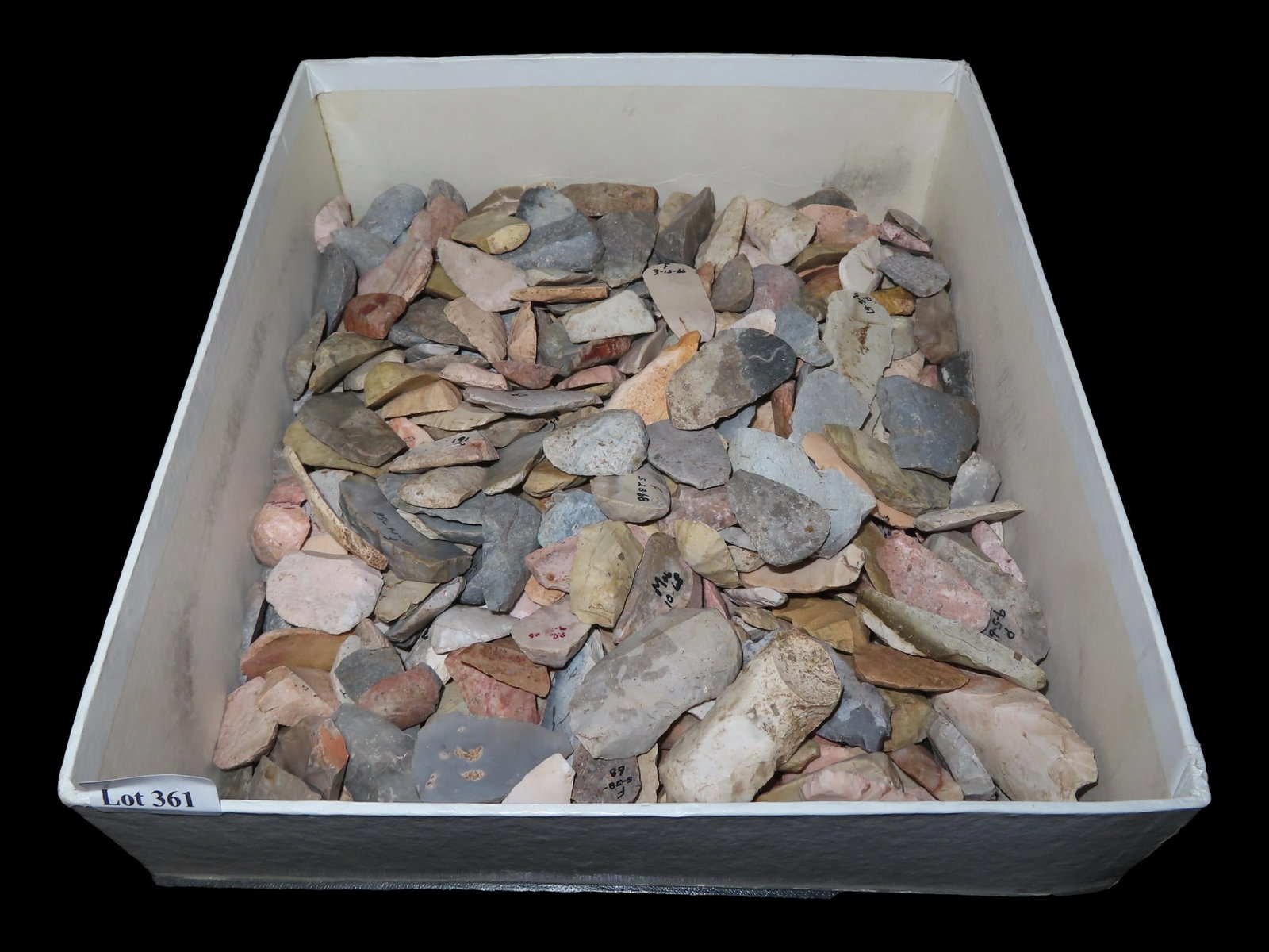 Box of Mandan and Paleo Thumb Scrapers, Kansas (1 of 6)