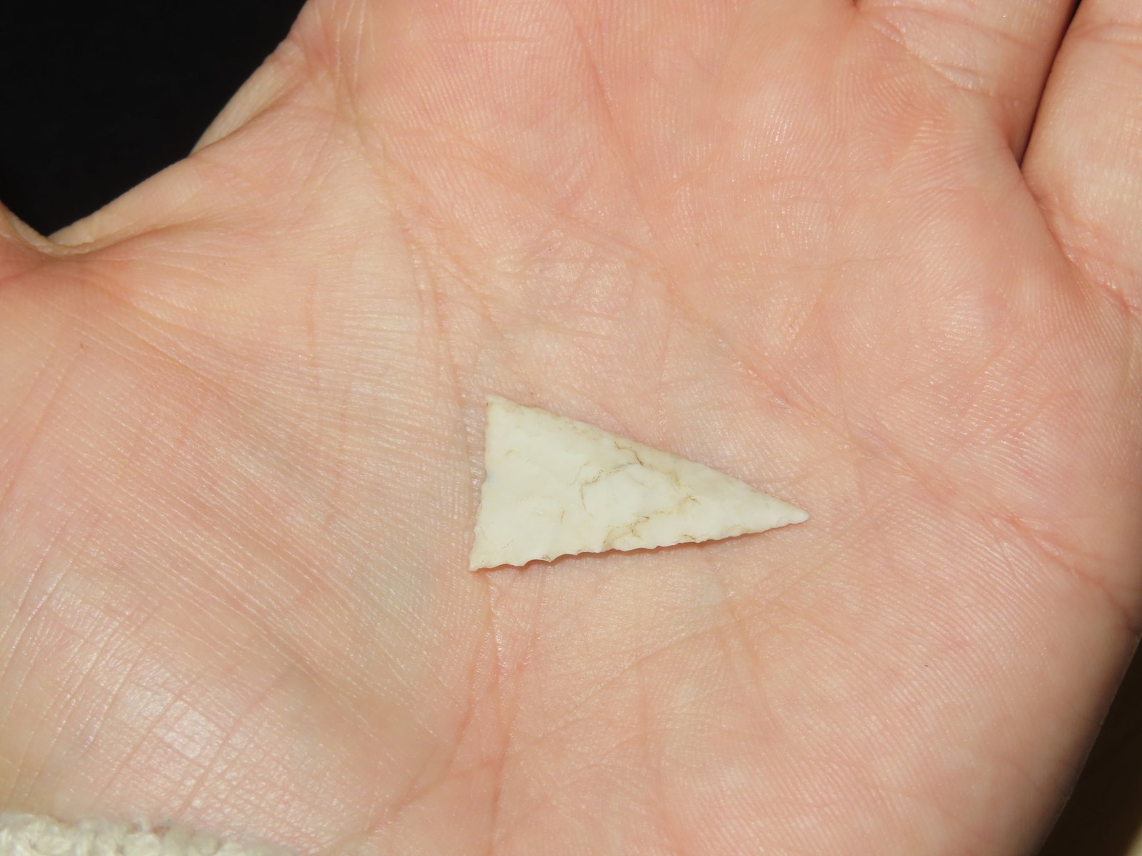 1" Fine Triangular Point, Kansas - 2
