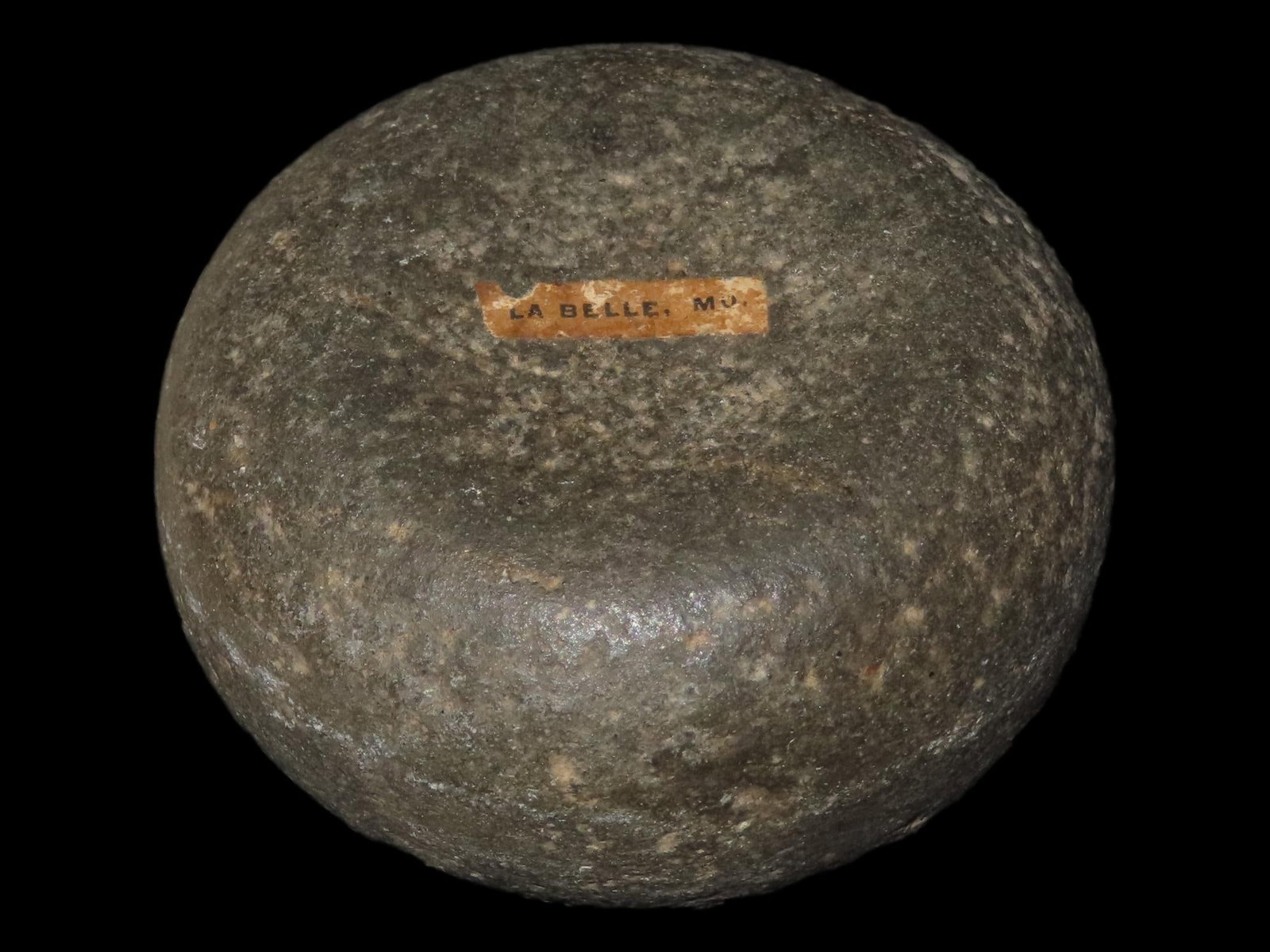 2 1/2" Discoidal, La Belle, Lewis Co. Missouri, Ex. Brecklin (1 of 6)