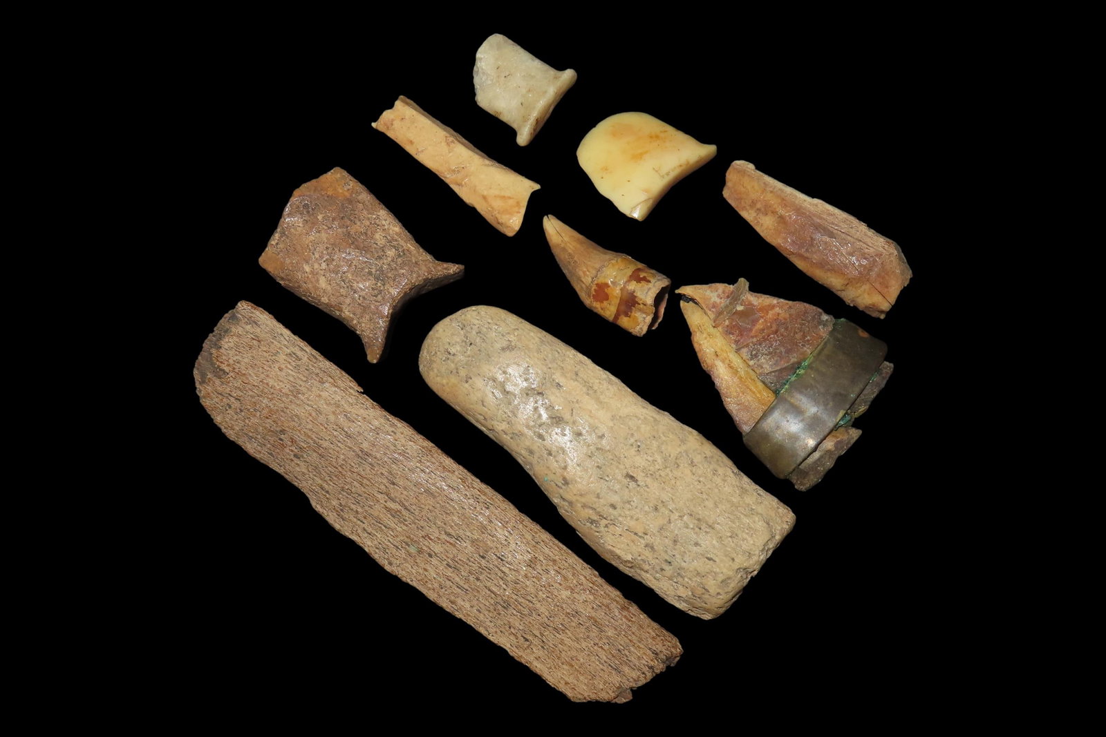 Lot of Alaskan Eskimo Lip Plugs, Teeth, Pendants, and Tools (1 of 11)