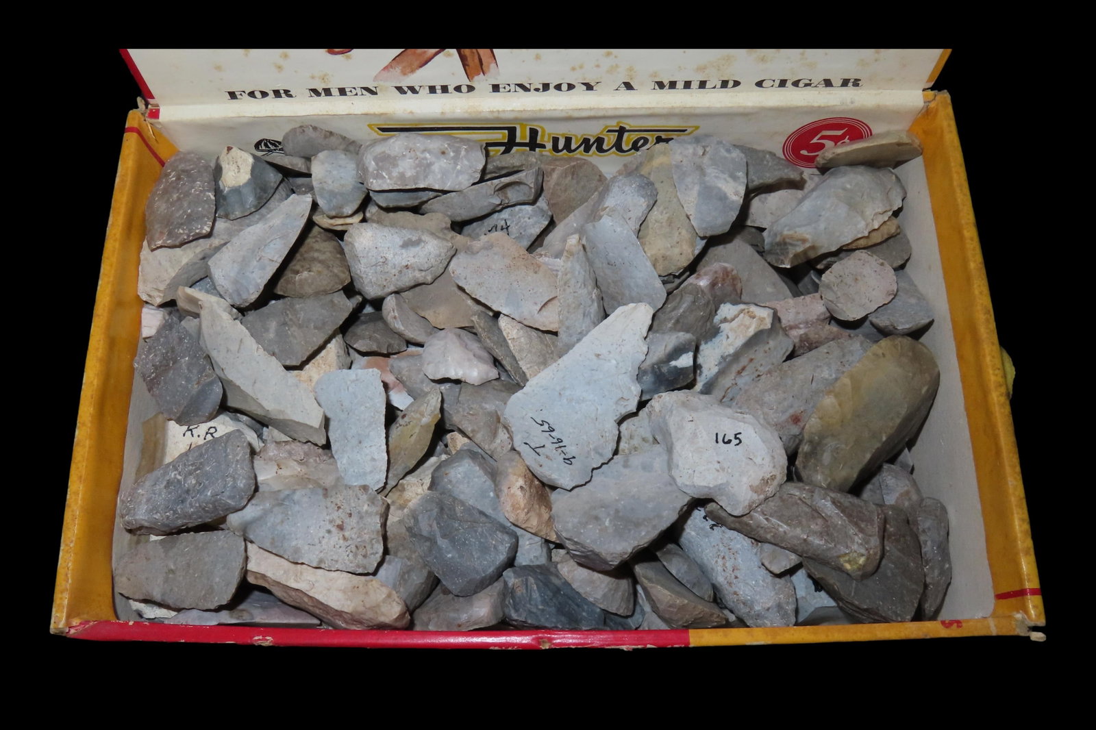 Box of Thumb Scrapers, Kansas (1 of 6)
