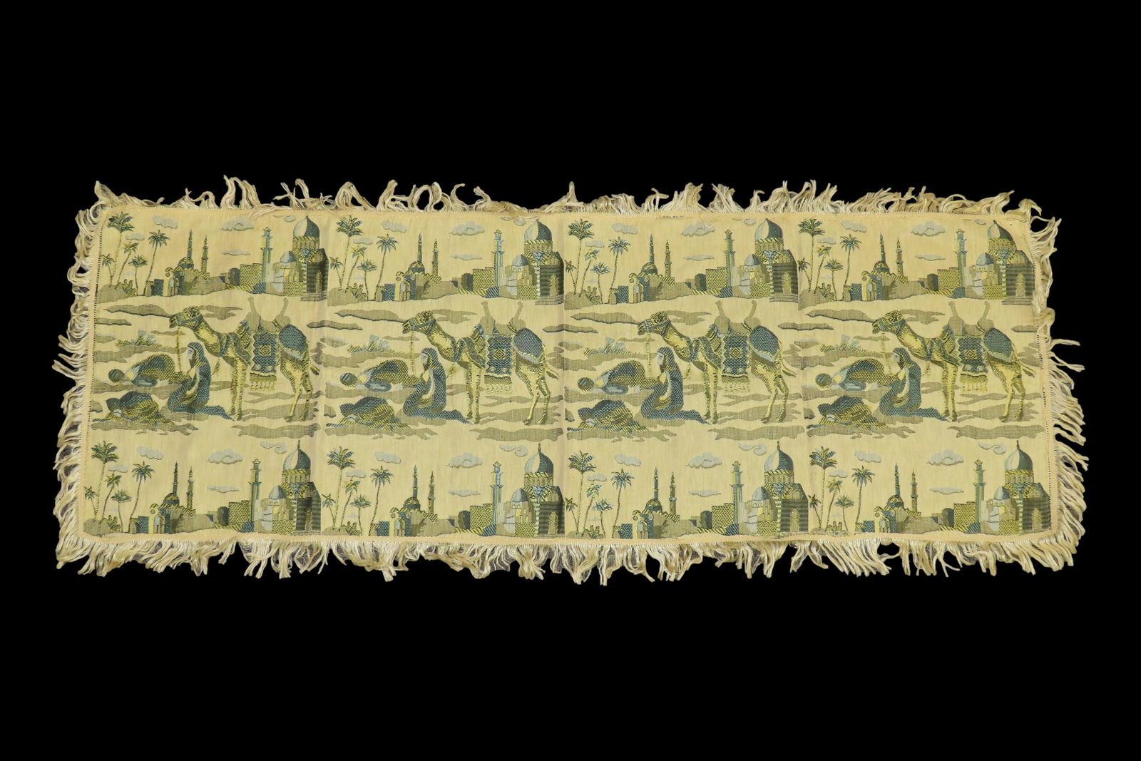 Lot of 2 Egyptian Fabric Pieces, Great Workmanship: Lot of 2 Egyptian Fabric Pieces, Great Workmanship