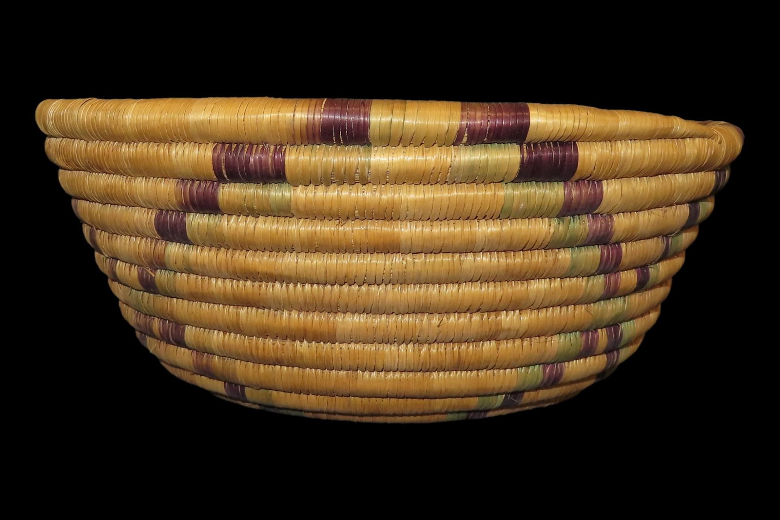 9" x 3 3/4" Native Starburst Basket (1 of 5)