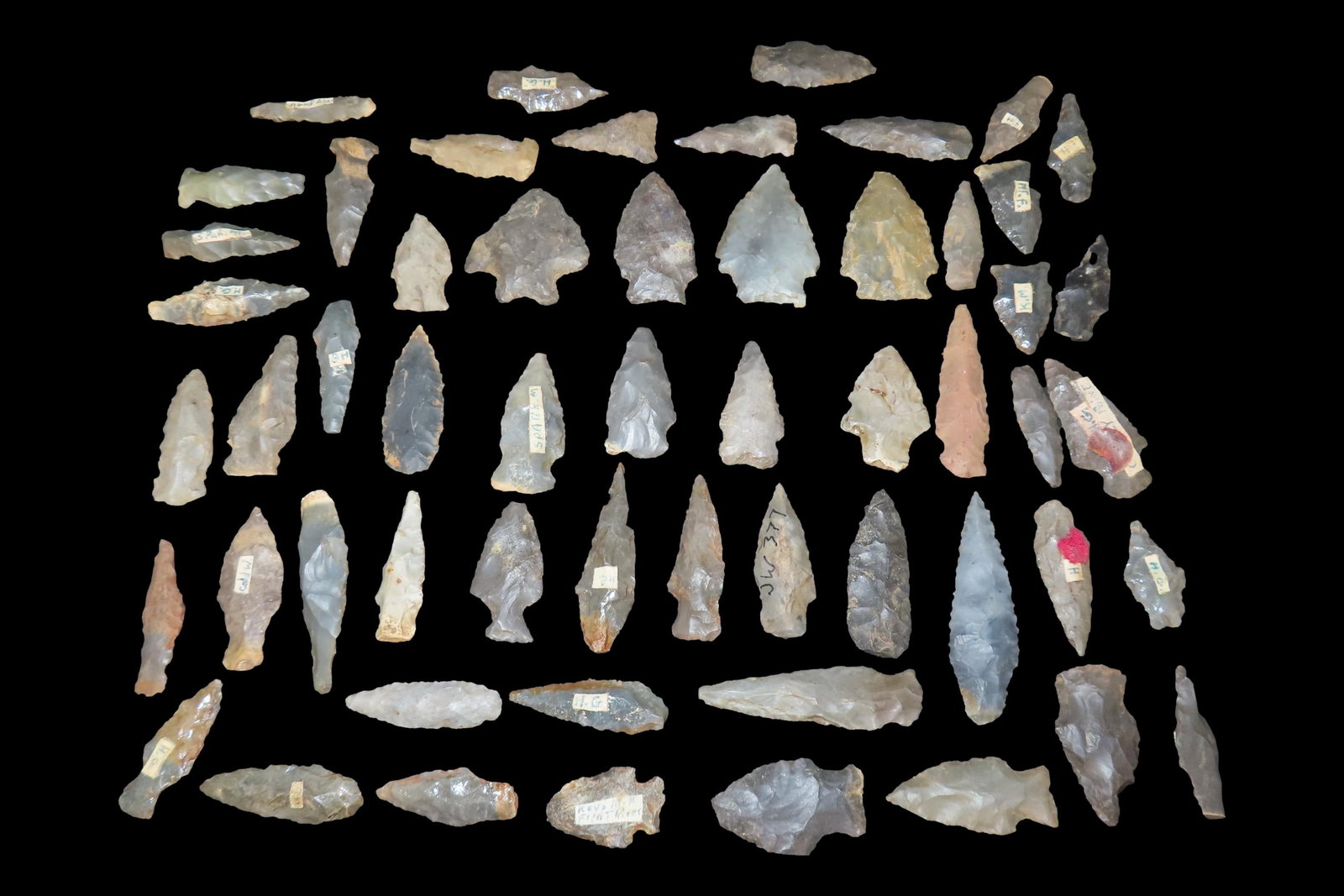 Lot of Miscellaneous Woodland and Archaic Arrowheads, Tennessee (1 of 2)