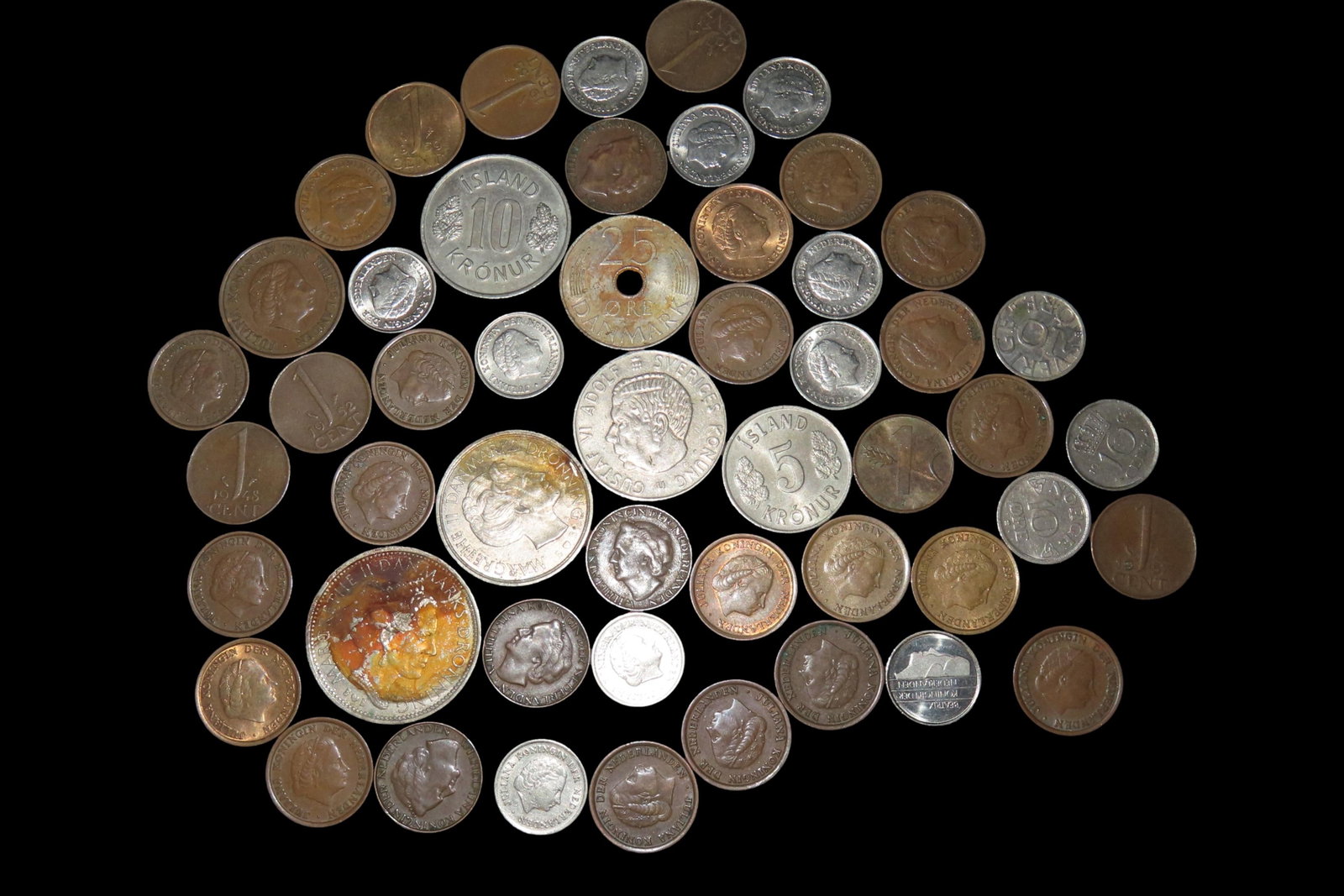 Lot of Miscellaneous Coins, Netherlands and Denmark (1 of 6)