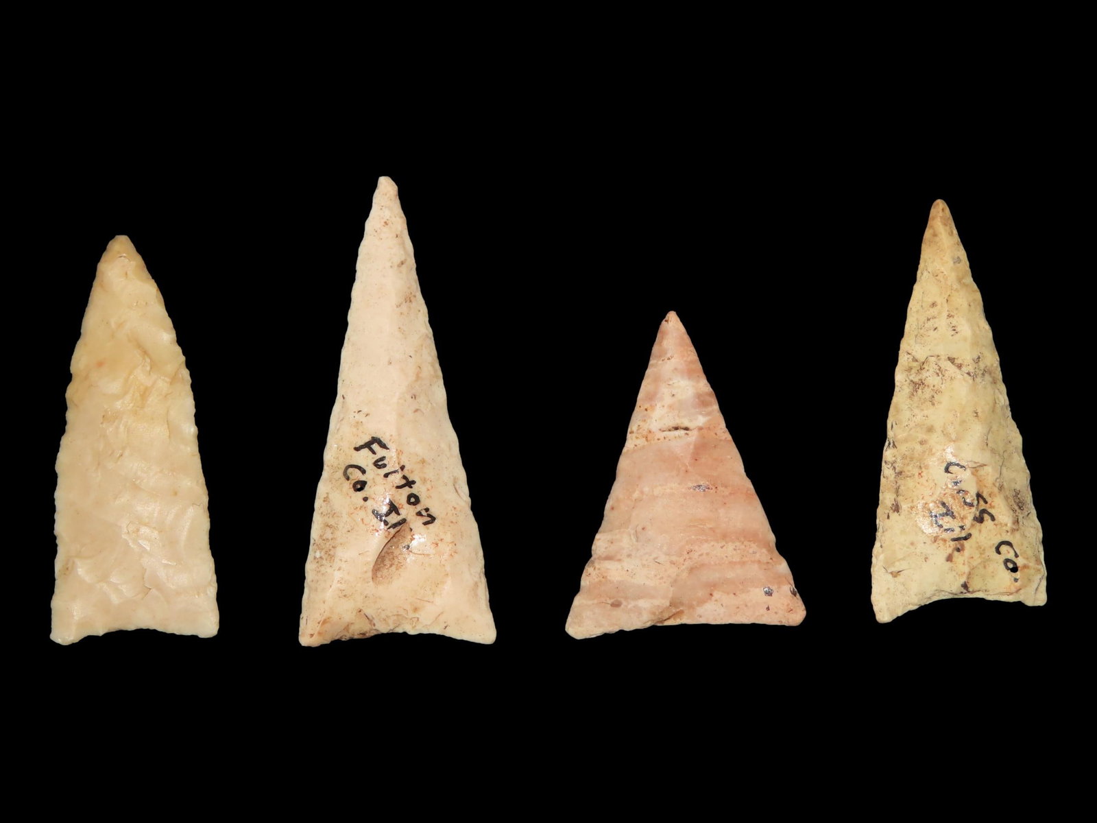 Lot of 4 Very Well-Made Triangular Bird Points, Fulton Co., Missouri: Lot of 4 Very Well-Made Triangular Bird Points, Fulton Co., Missouri