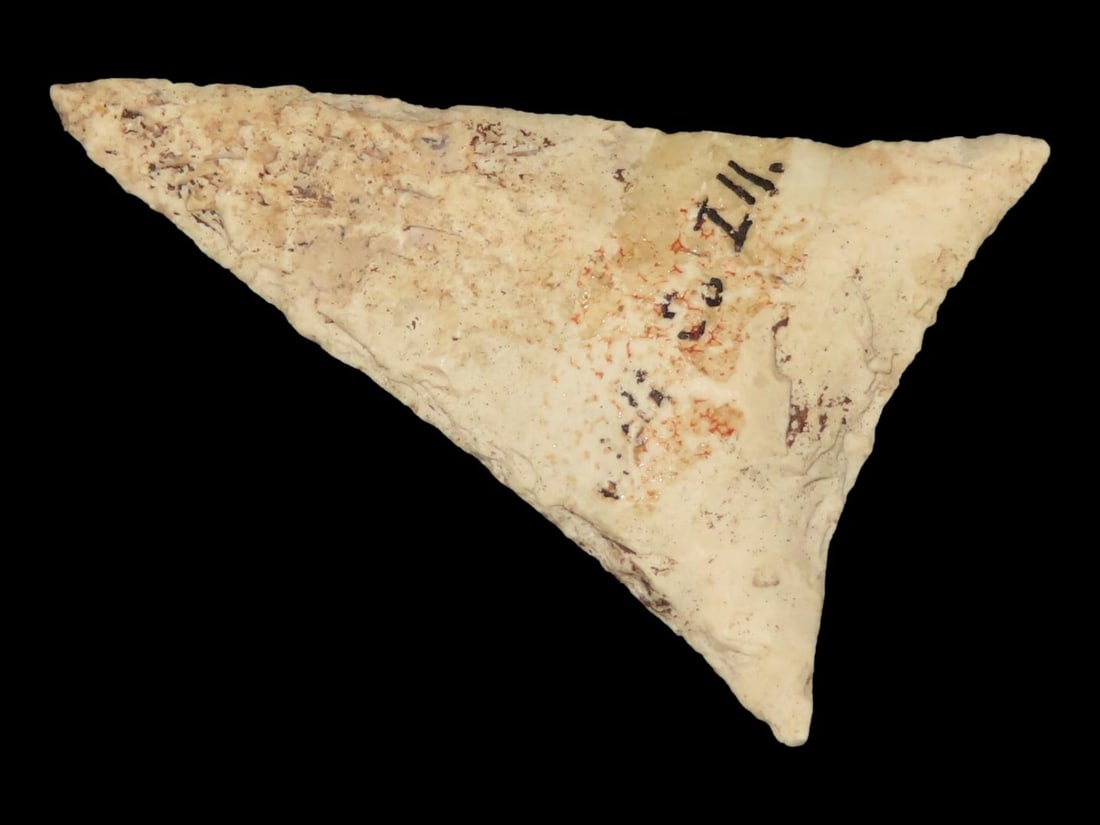 1 3/8" Very Well-Made Triangular Point, Illinois, Great Example (1 of 6)