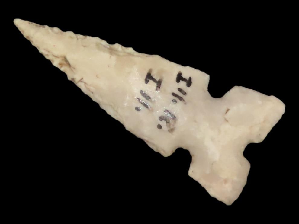 1 1/4" Three-Notch Cahokia Point, St. Clair Co., Illinois (1 of 6)