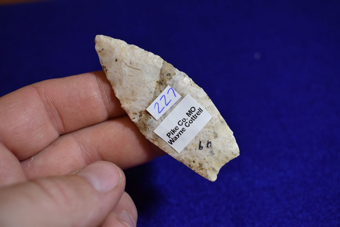 AGATE BASIN, FINE, THIN, FOUND BY WAYNE COTTRELL IN: AGATE BASIN, FINE, THIN, FOUND BY WAYNE COTTRELL IN PIKE CO MISSOURI, 2 1/2"