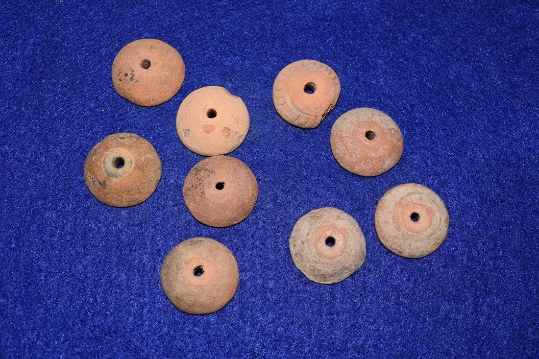 GROUP OF 9 SPINDLE WHORL BEADS FOUND IN MEXICO, AVERAGE (1 of 2)