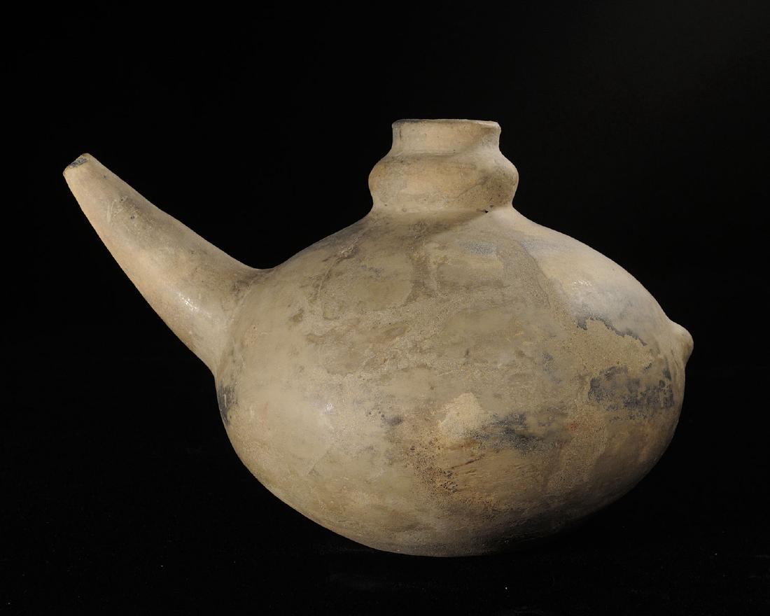 Large Quapaw teapot, NE Arkansas, 8 3/4 Tall, (1 of 5)