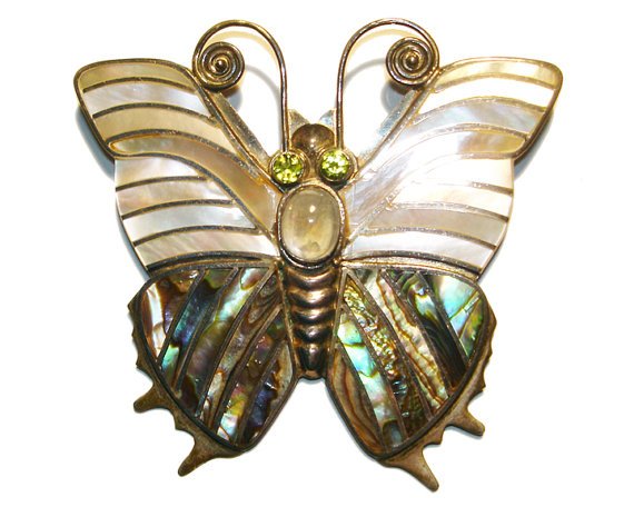 Vintage Butterfly Peridot Pin Pendant Sajen Offerings (1 of 1)
